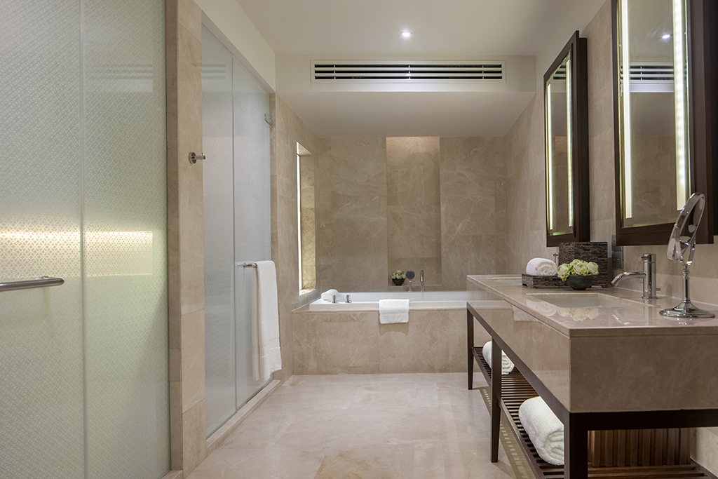 Suite with Private Pool