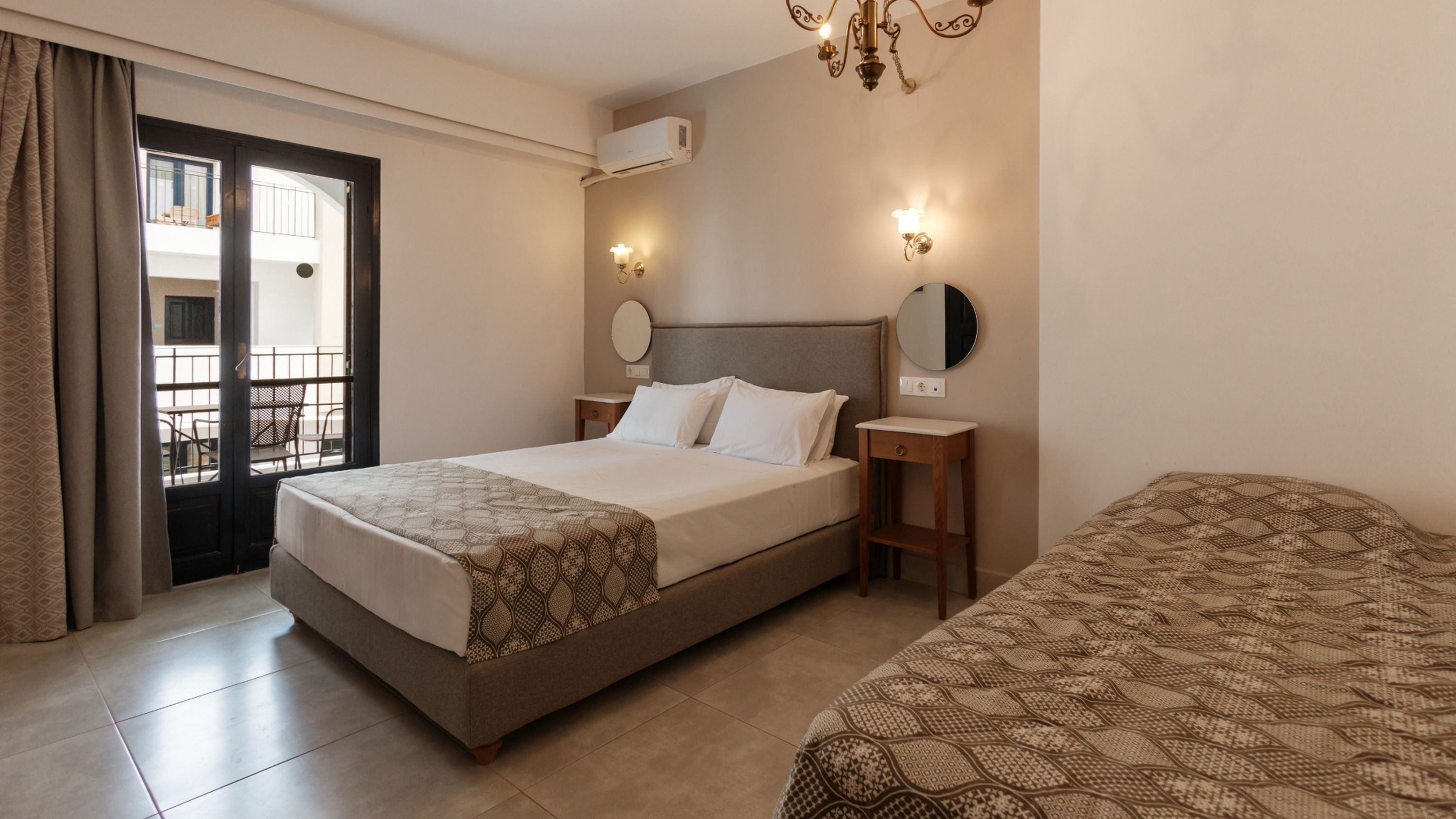 Double or Twin Superior