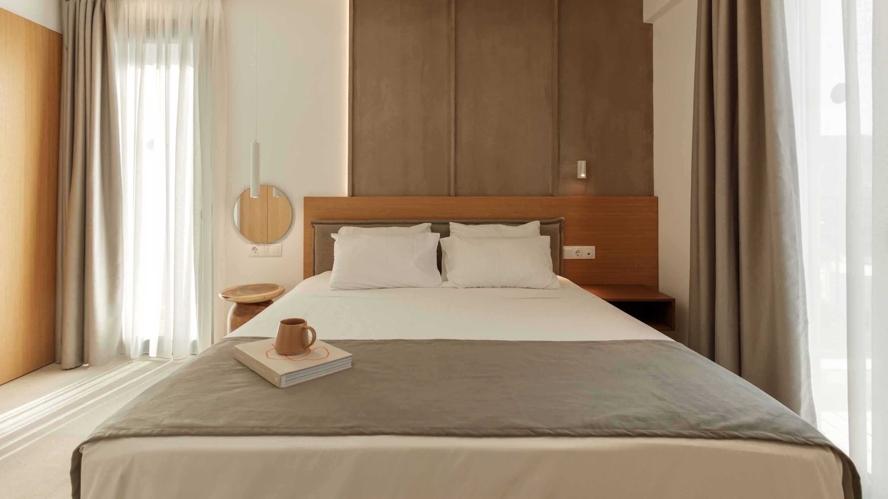 Double or Twin Deluxe