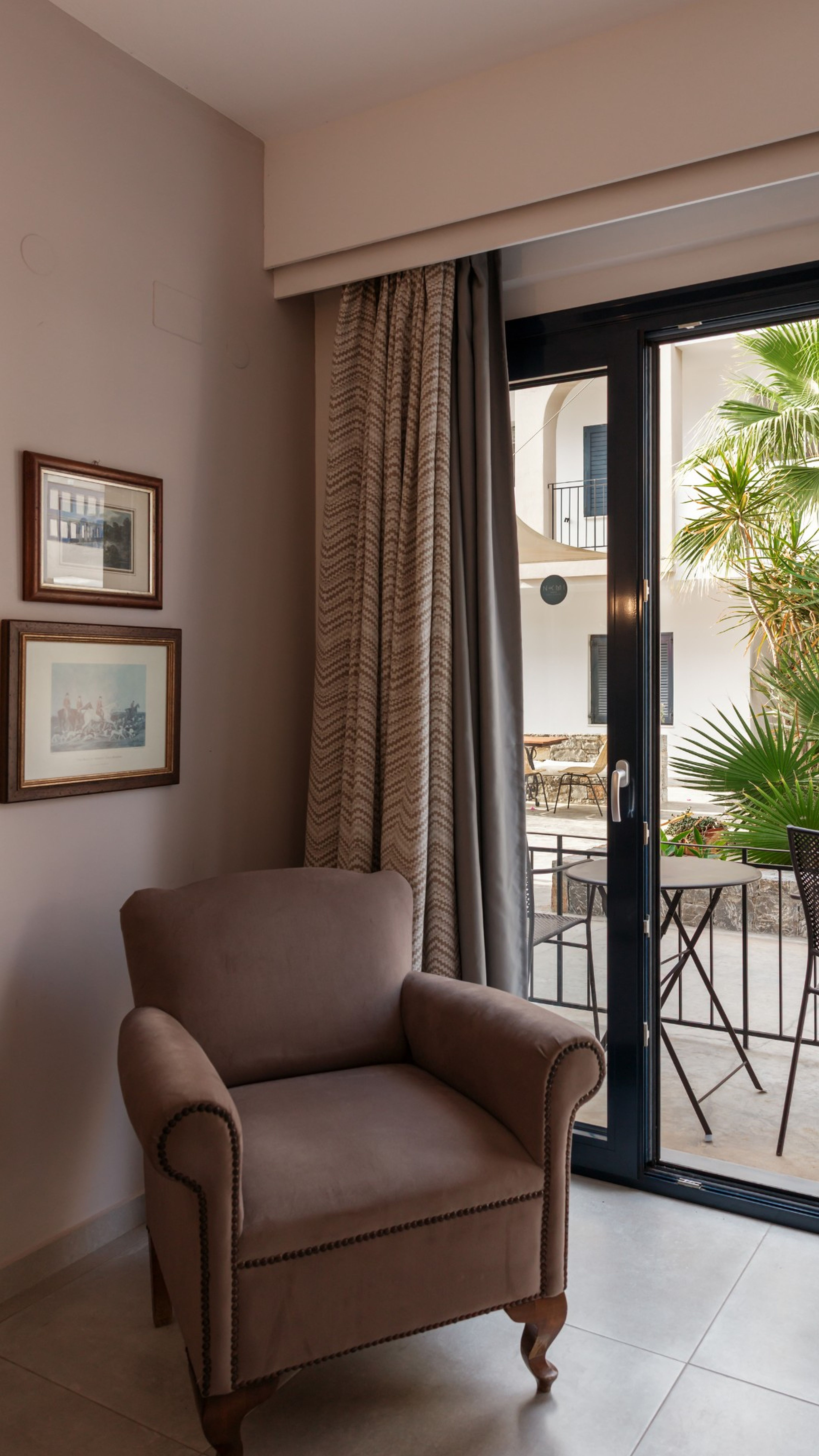 Double or Twin Standard