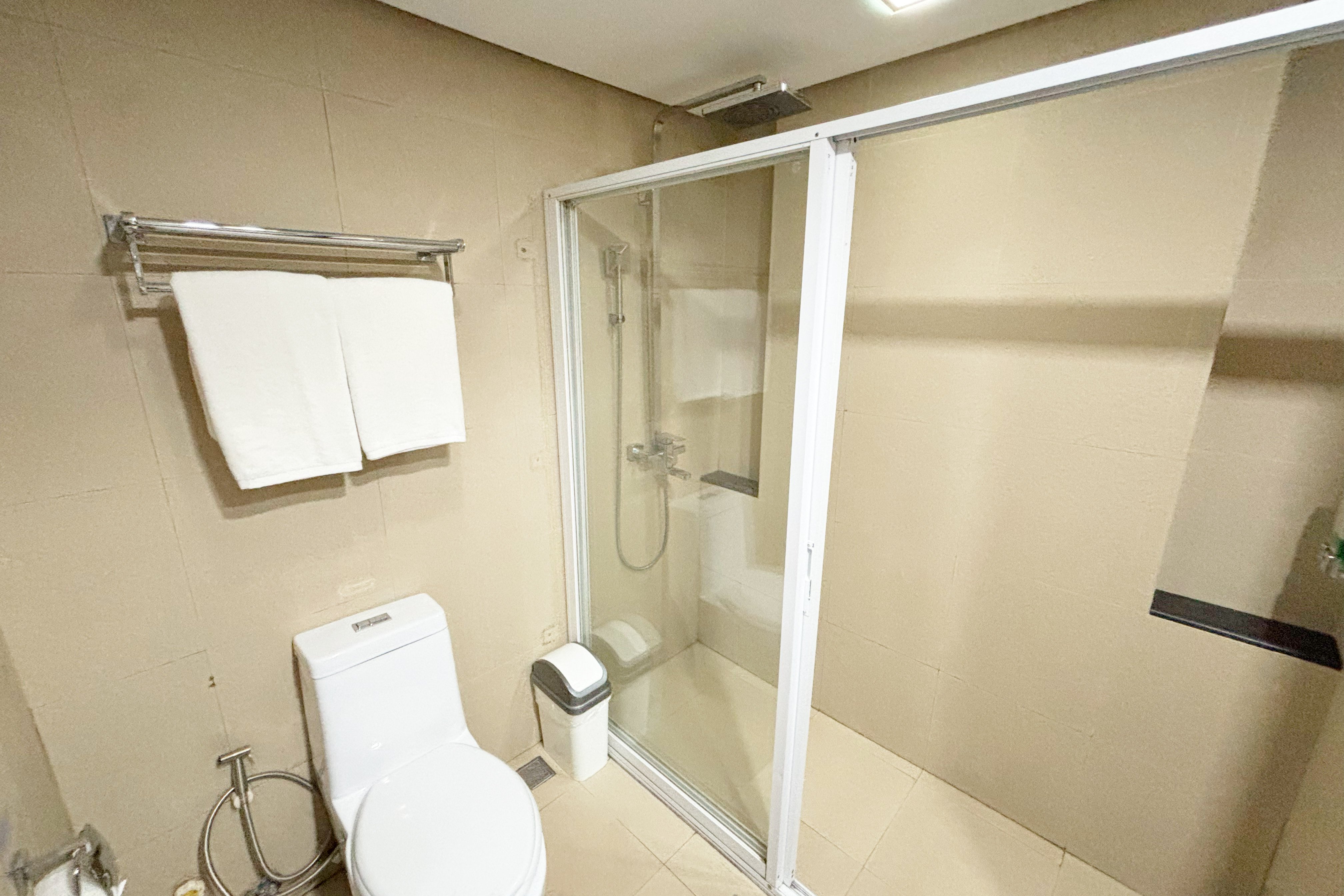 Double or Twin Standard