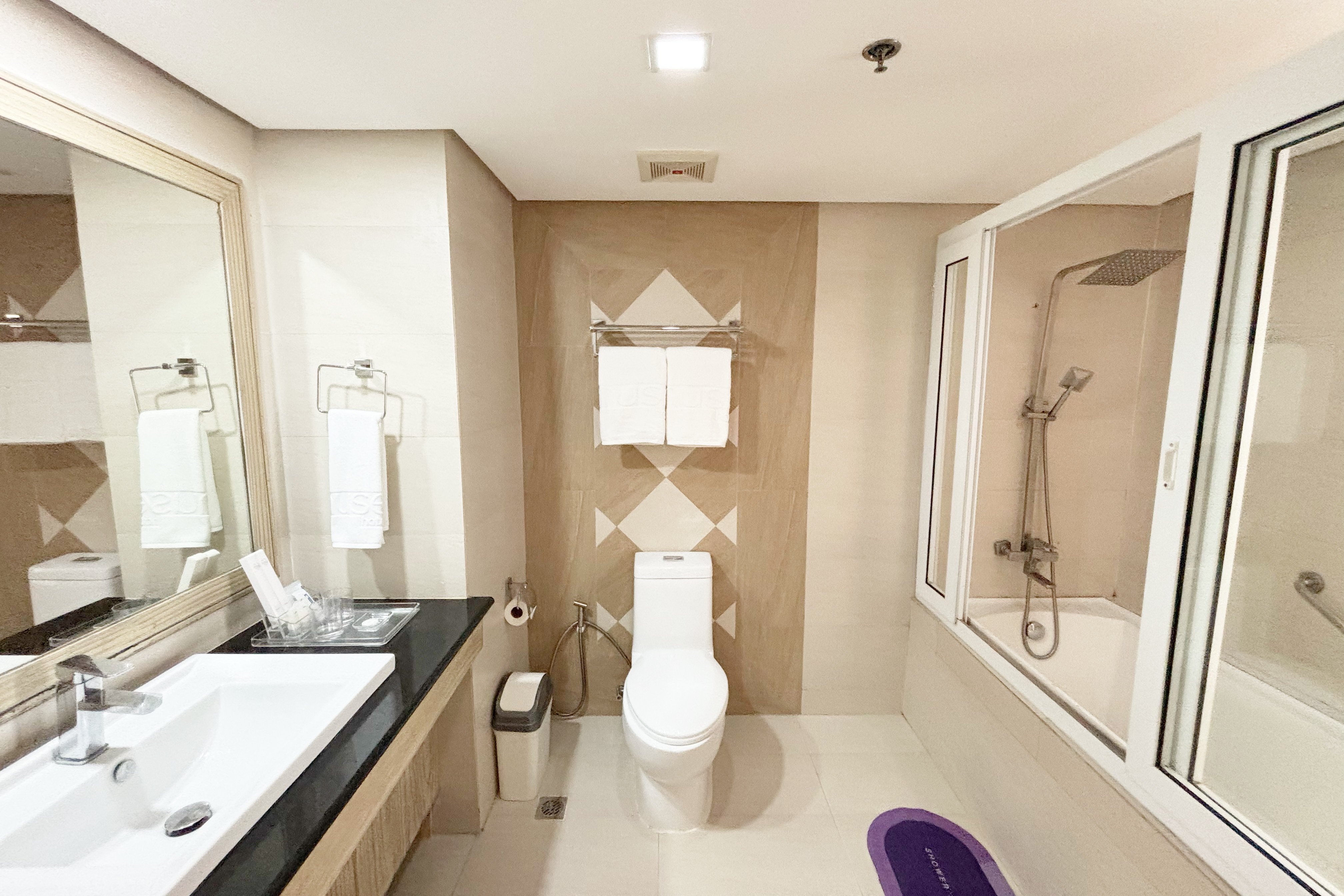 Double or Twin Premier Sea View