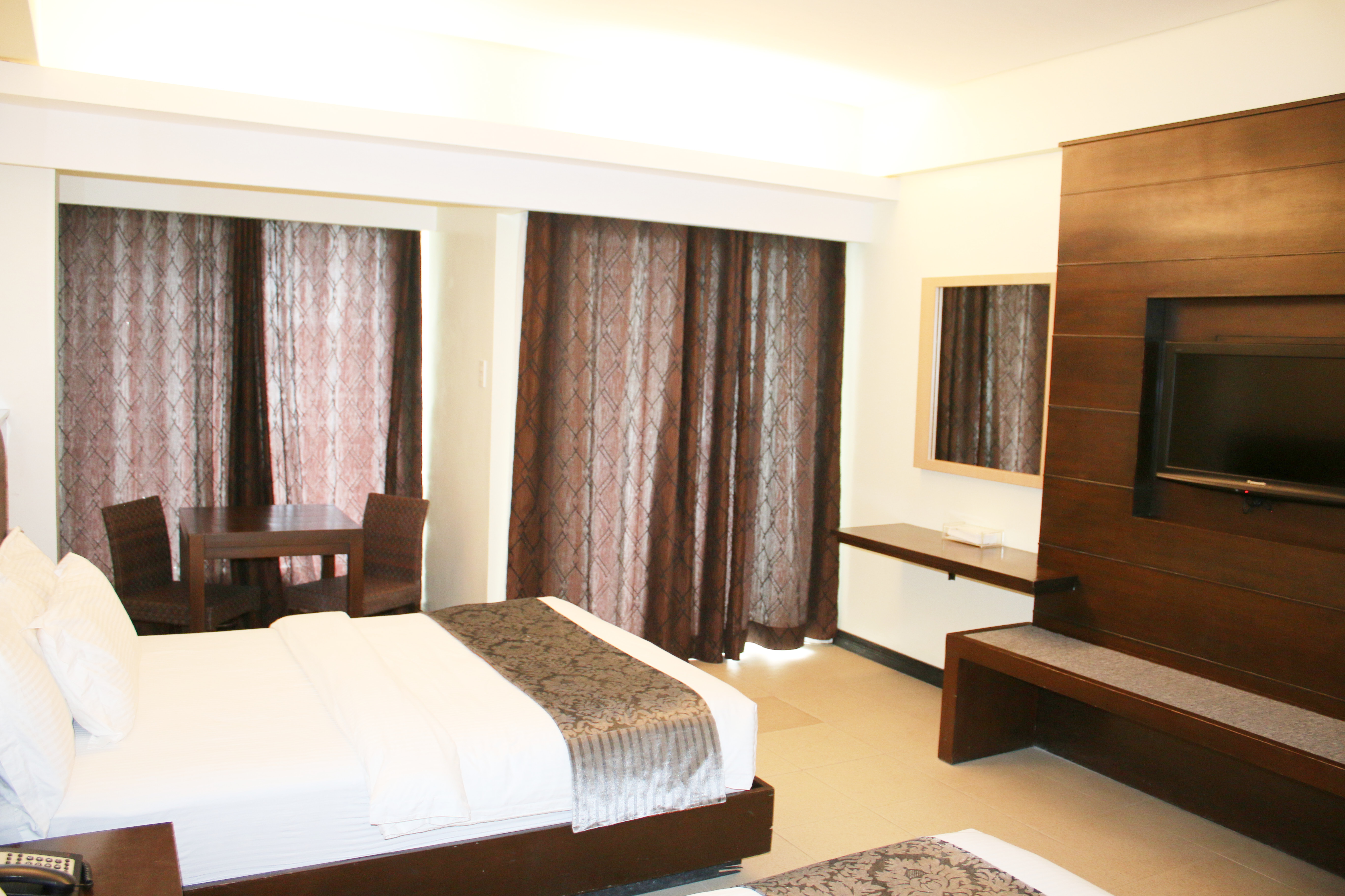 Double or Twin Deluxe