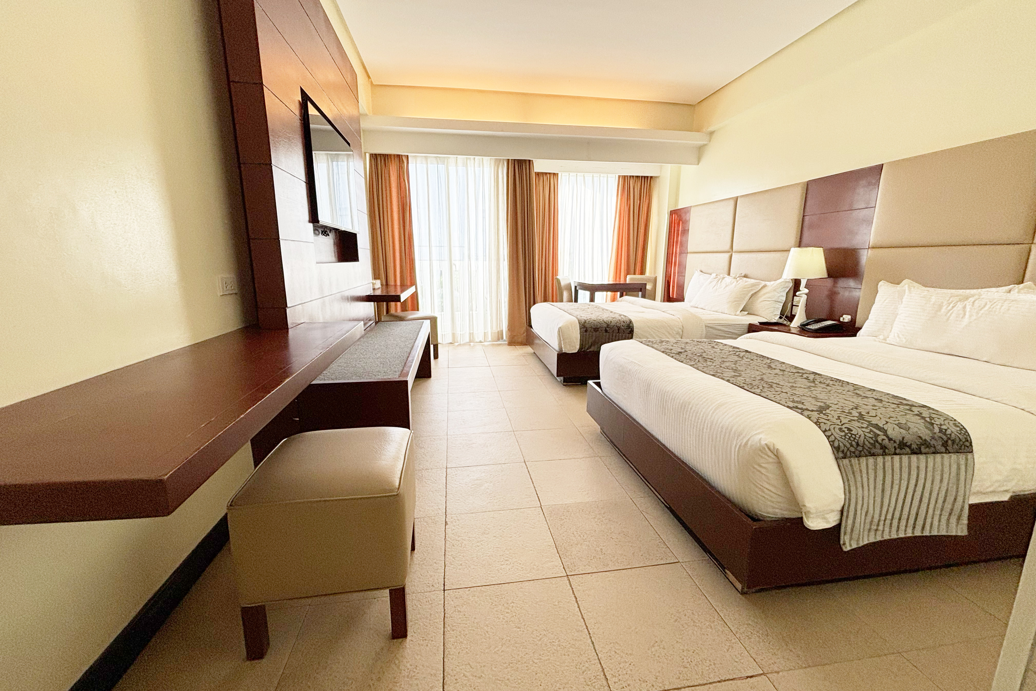 Double or Twin Deluxe