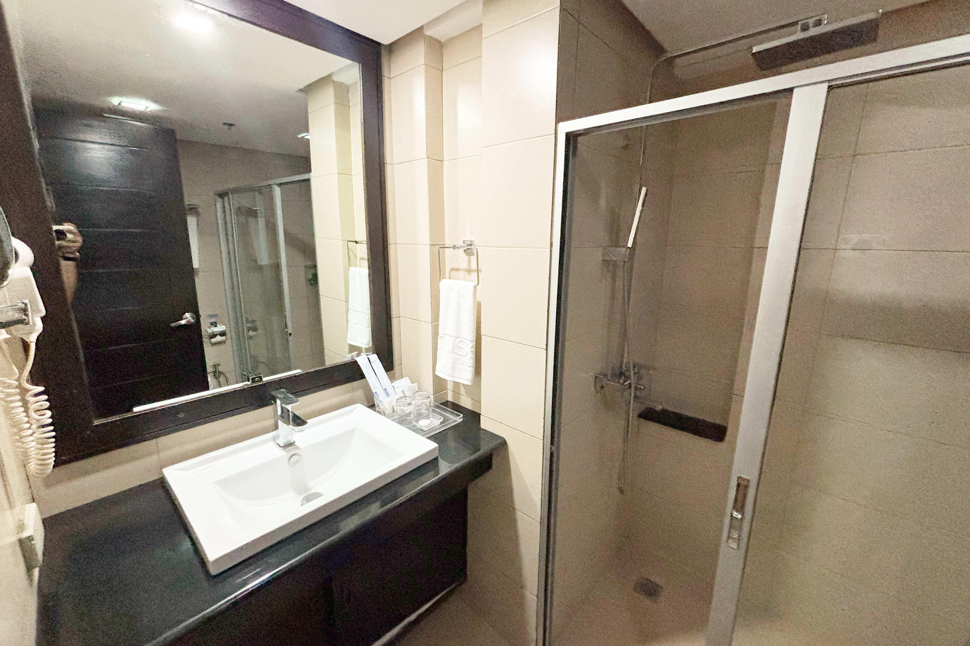 Double or Twin Deluxe