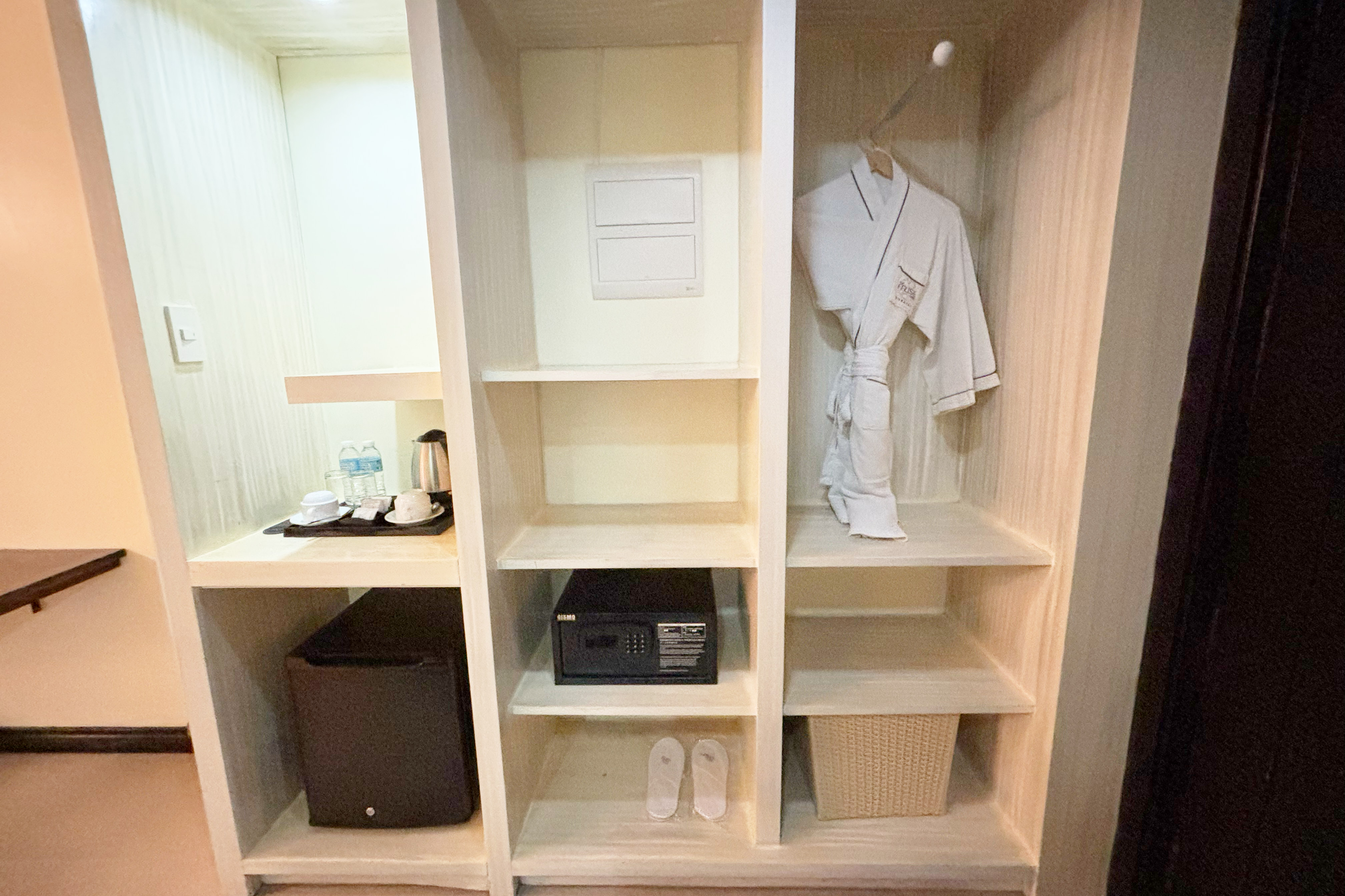 Double or Twin Deluxe