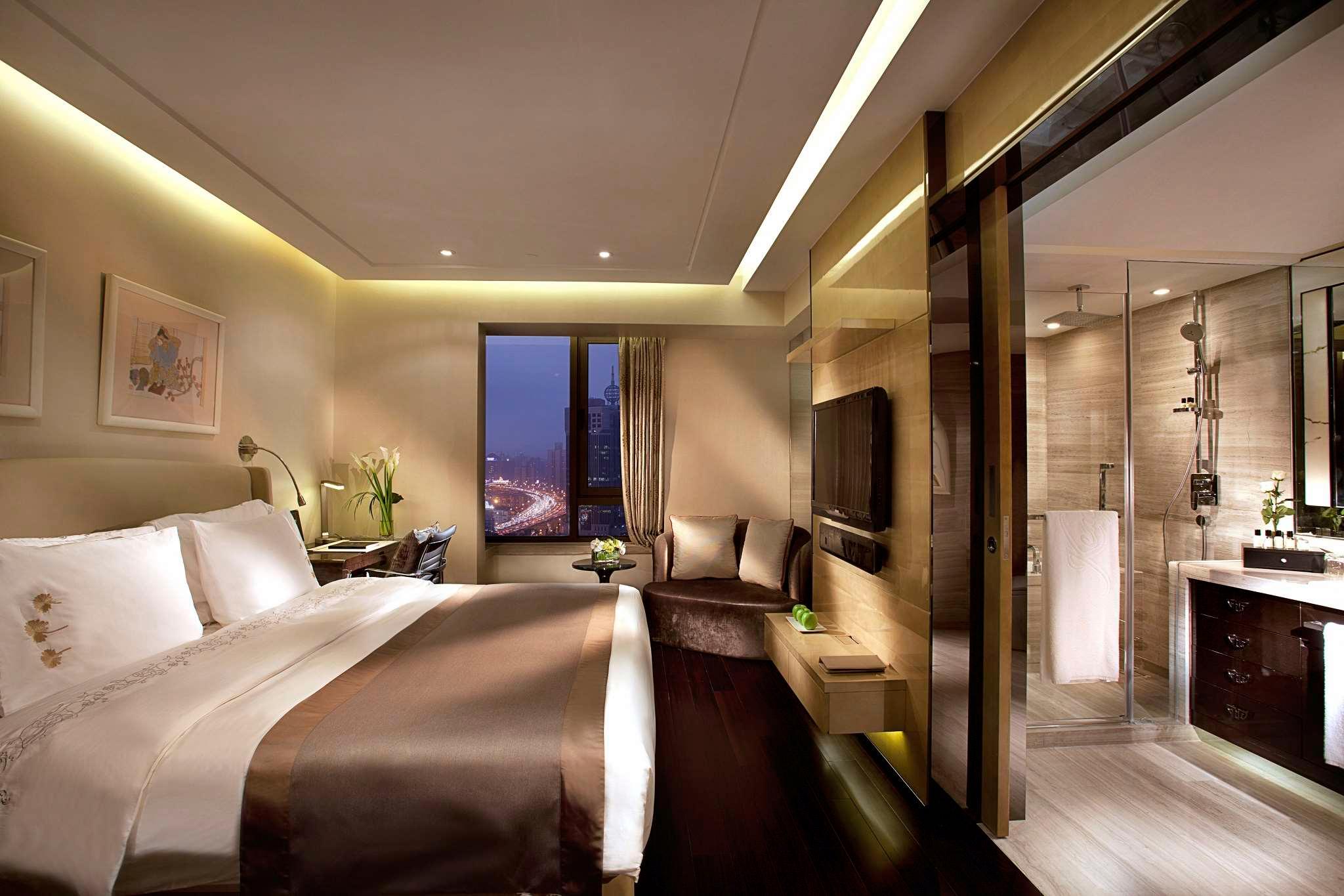 Suite with Kitchenette with Views