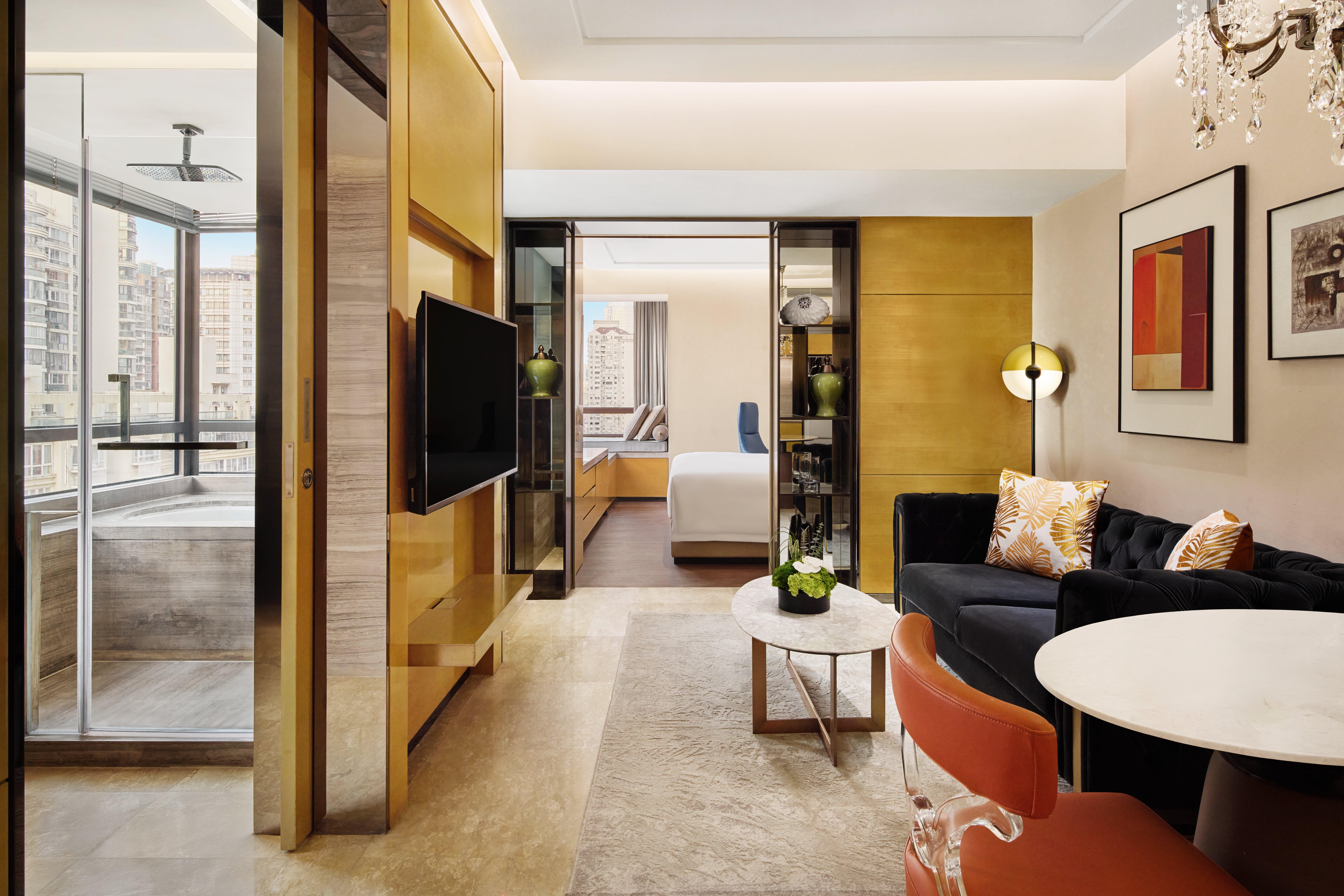 Suite with Kitchenette with Views