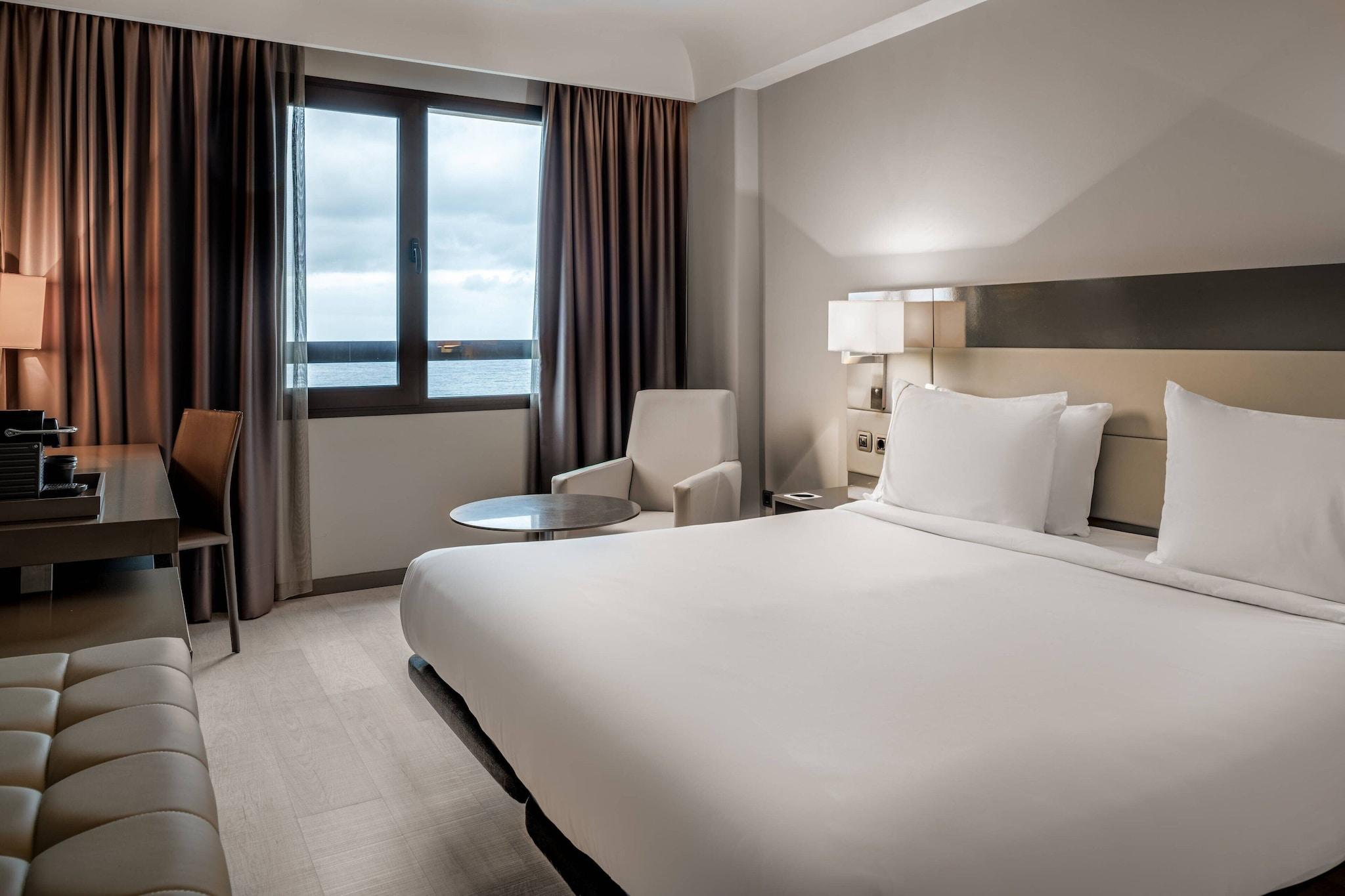 Junior Suite King Size Bed