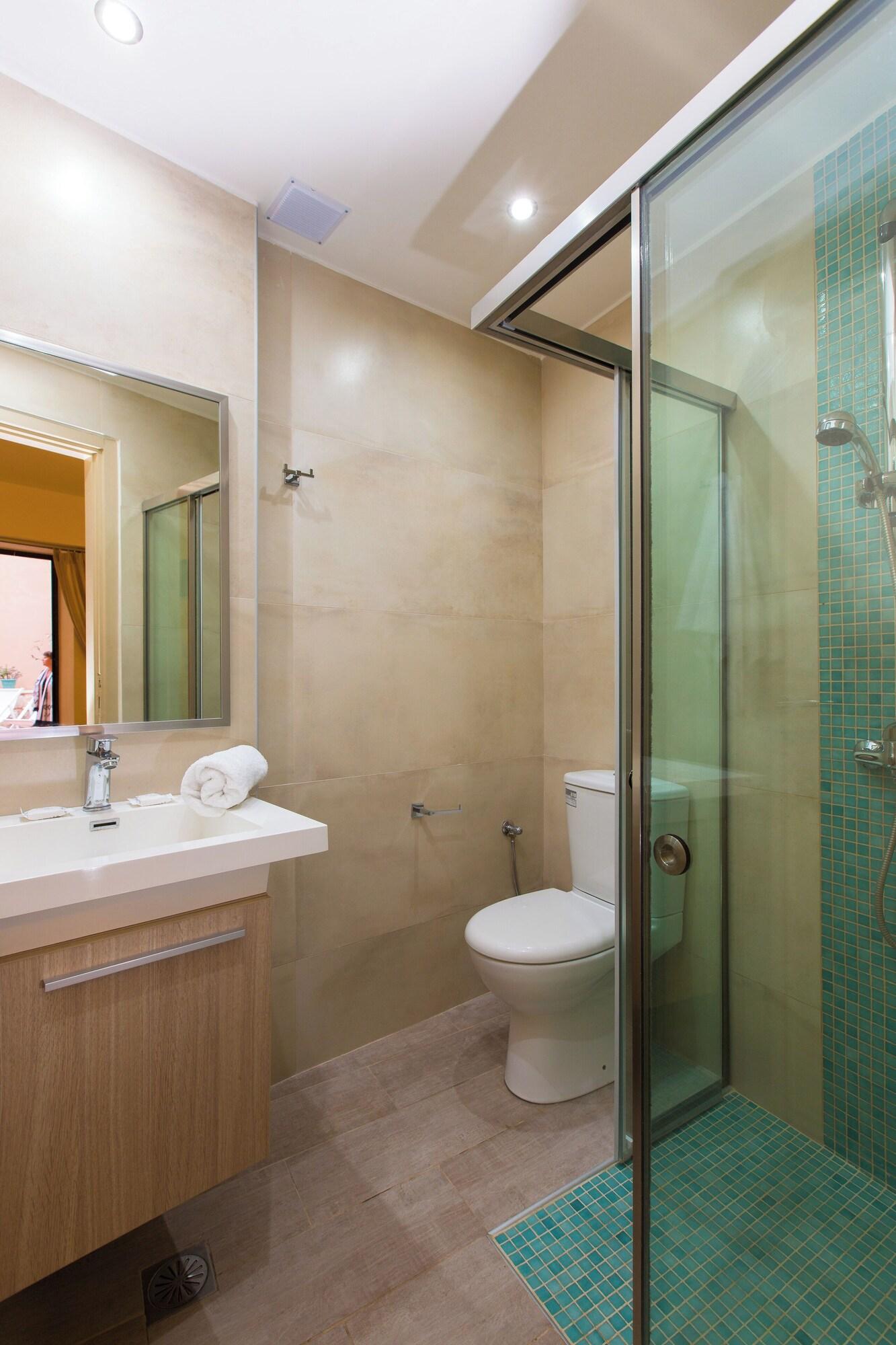 Double Connecting Room