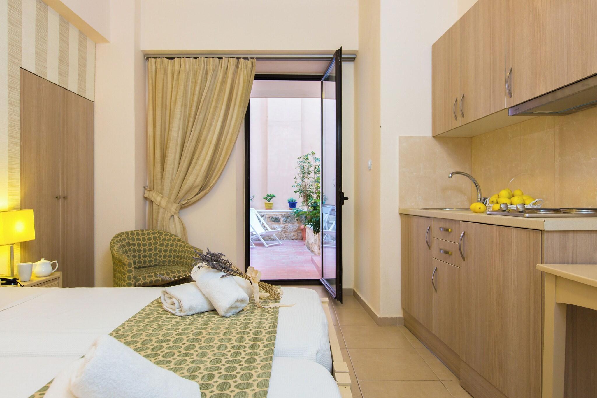 Double Connecting Room