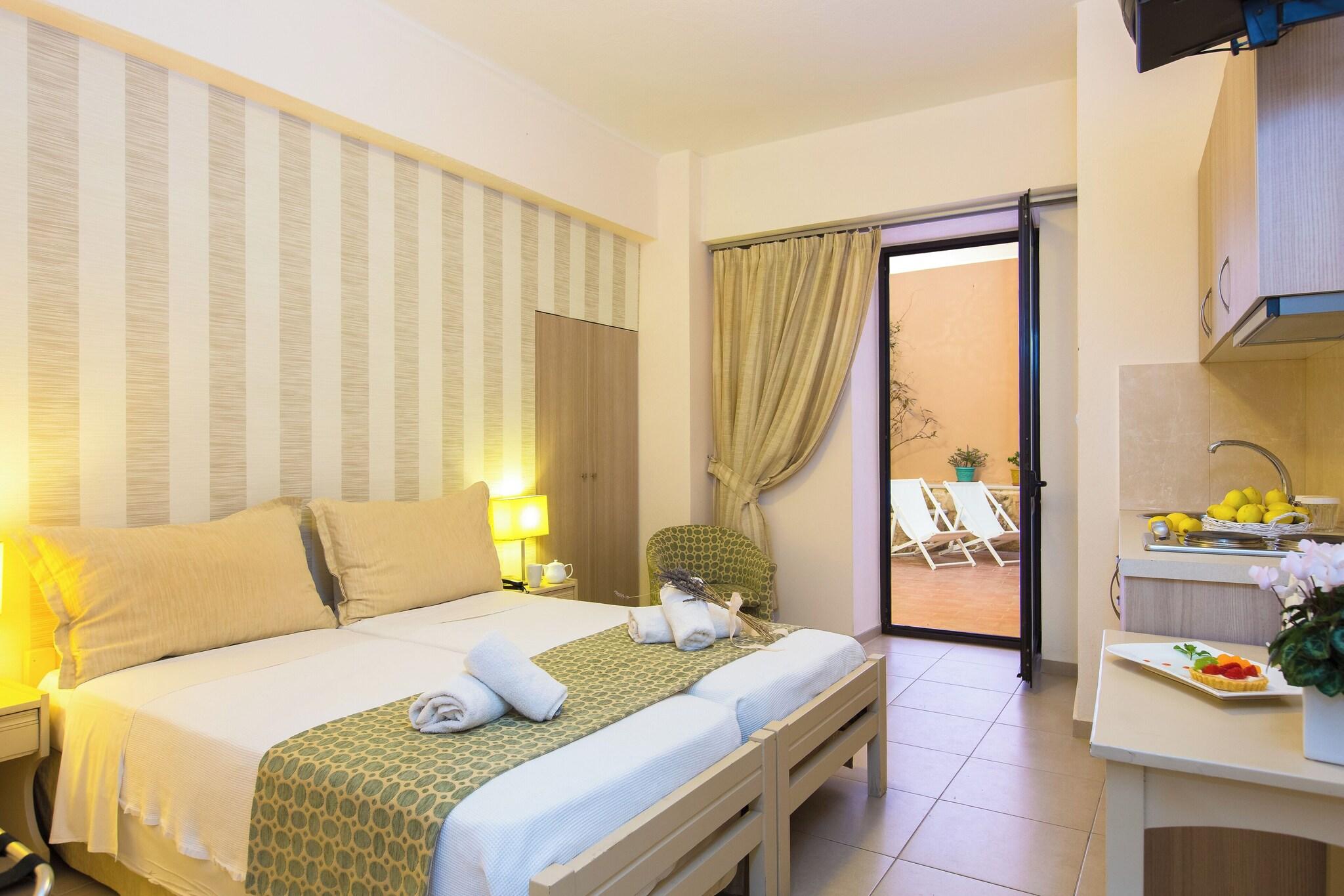 Double Connecting Room