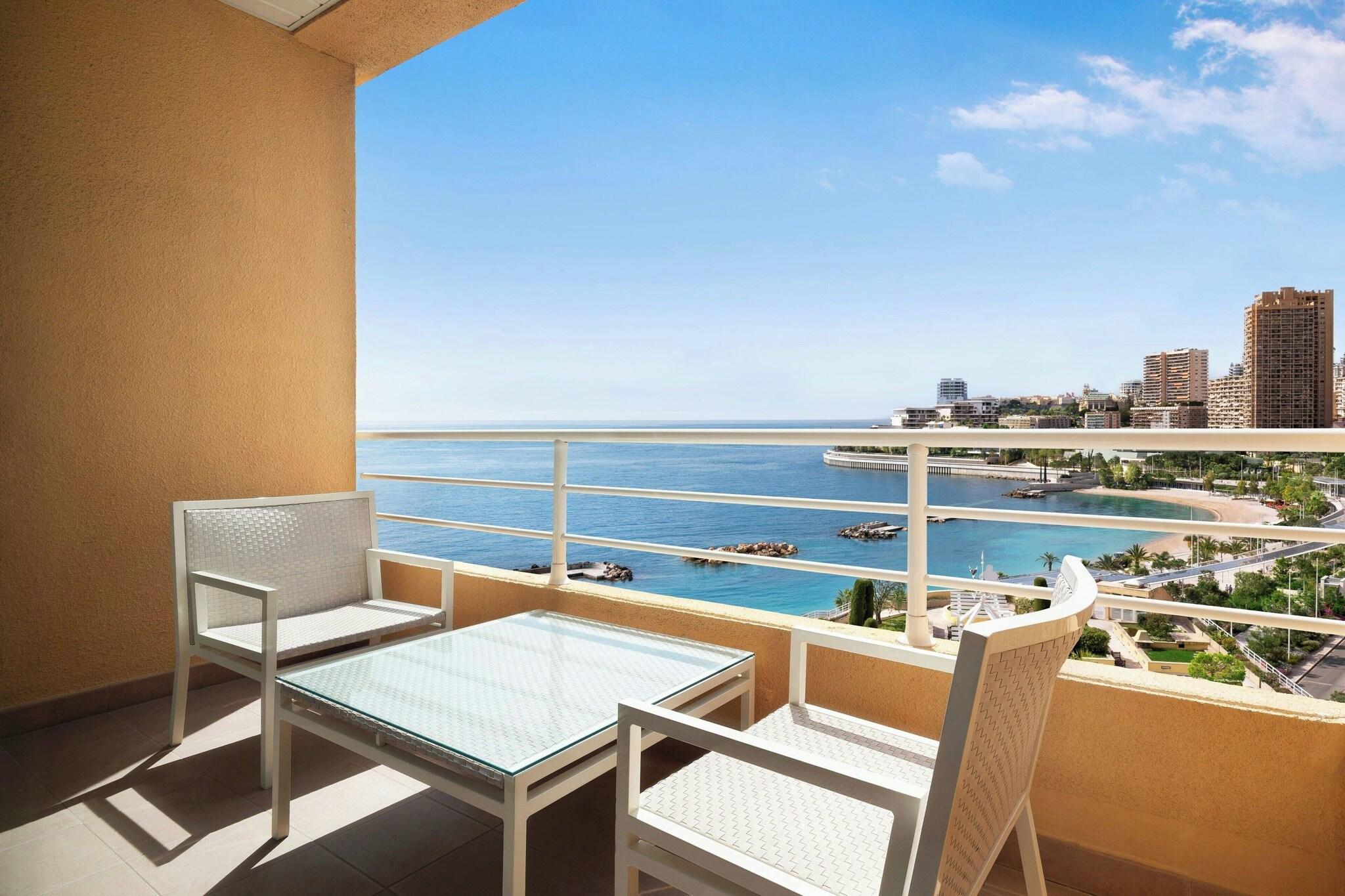 Quadruple Premium with Views