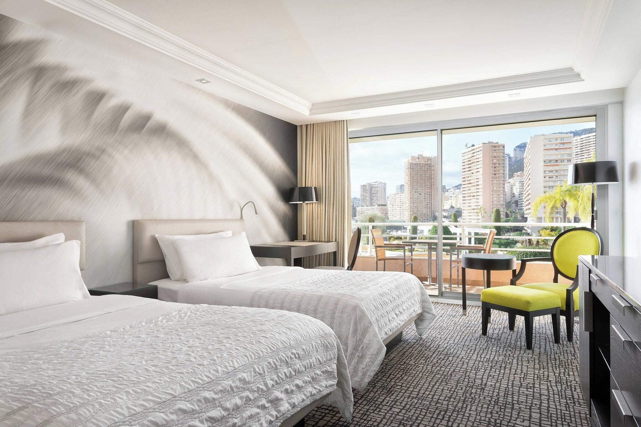 Quadruple Deluxe with Views