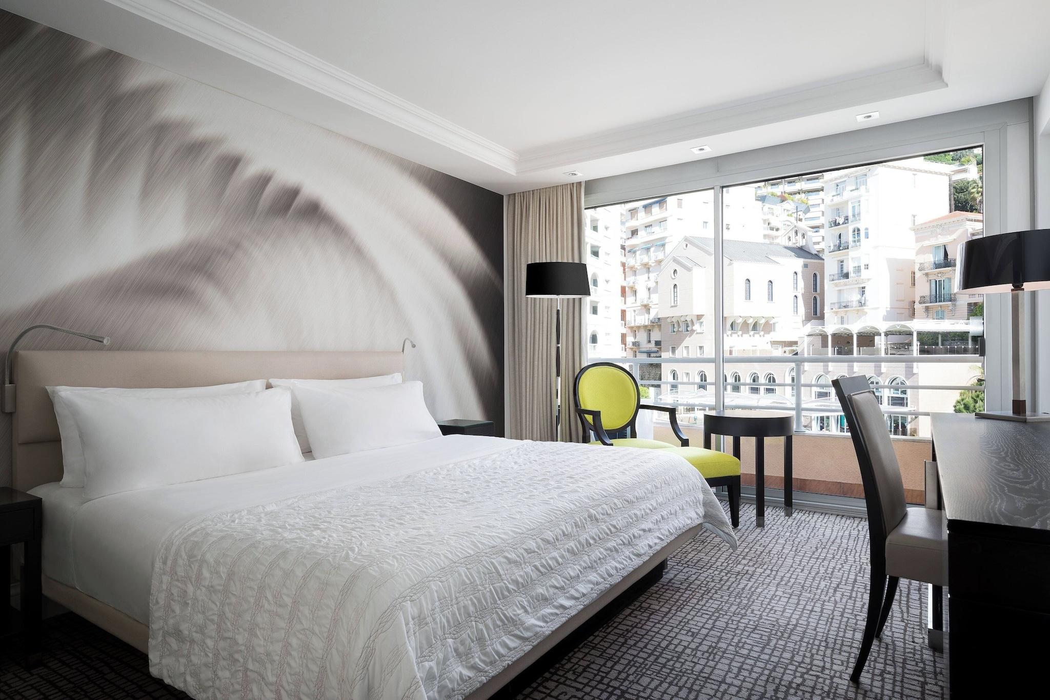 Double Classic City View