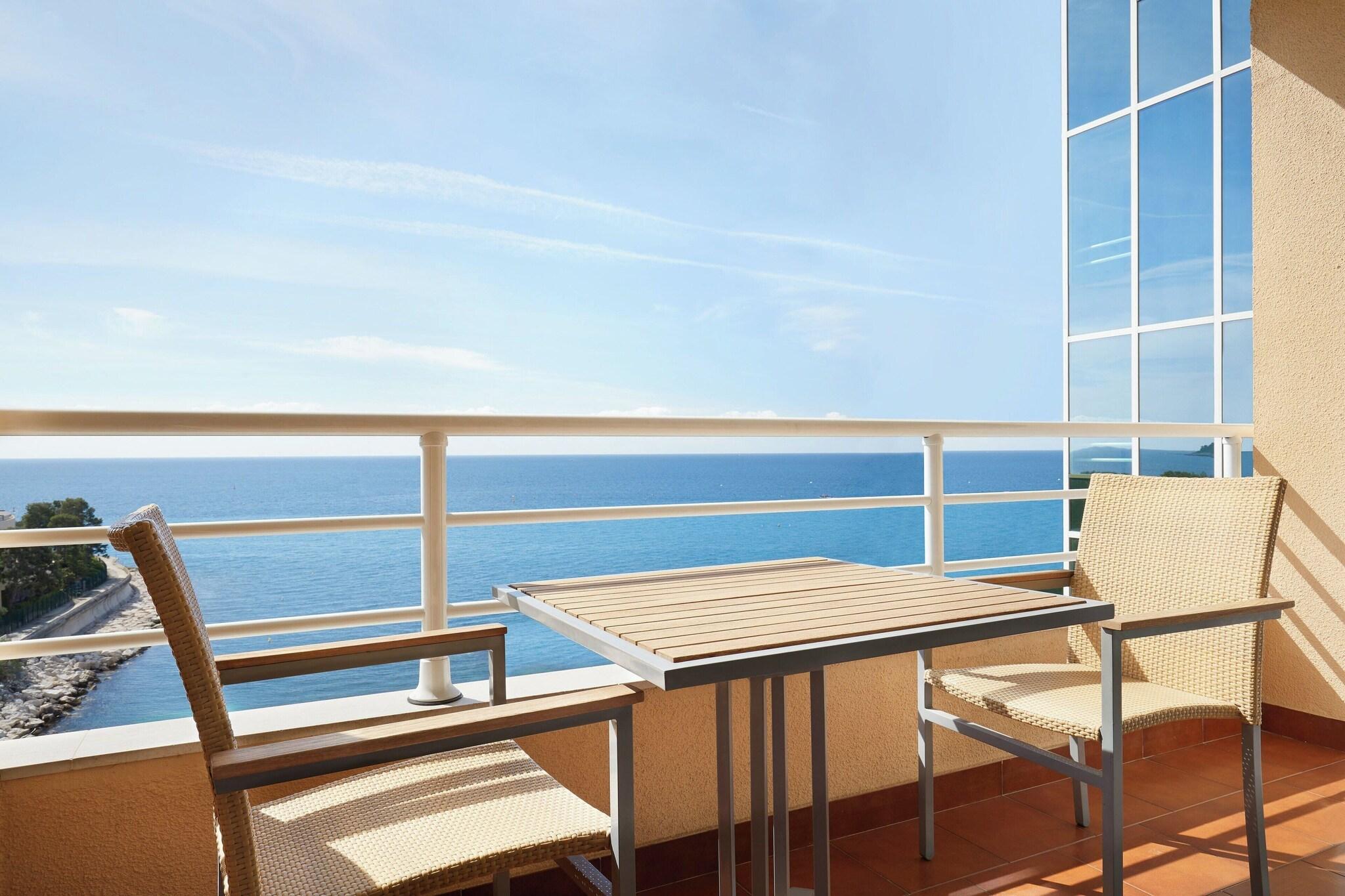 Quadruple Deluxe Sea View