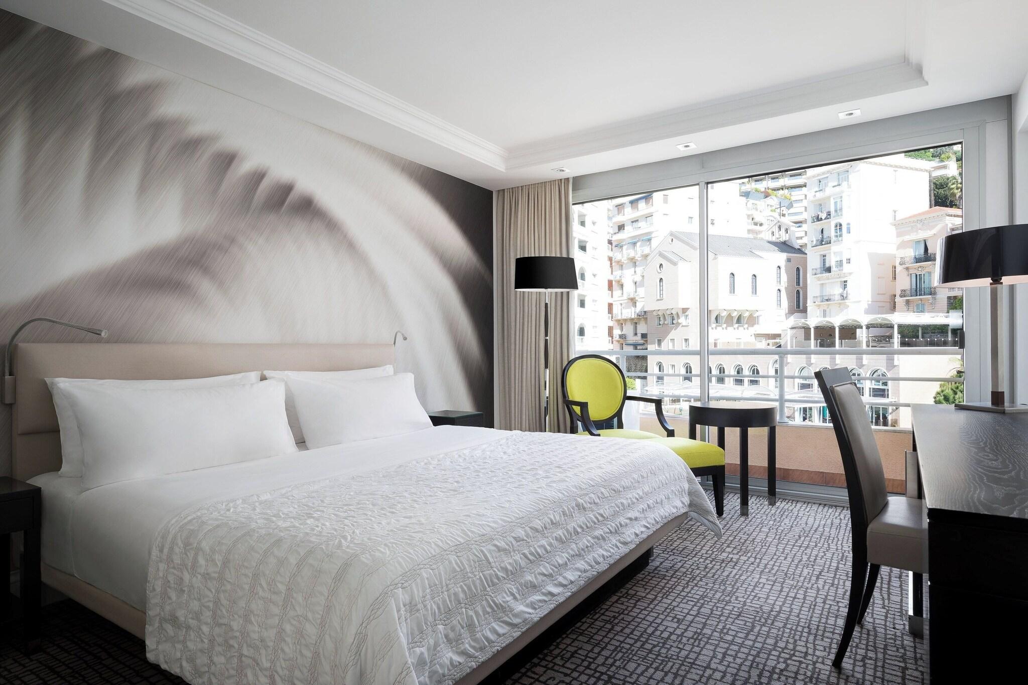 Double Classic City View