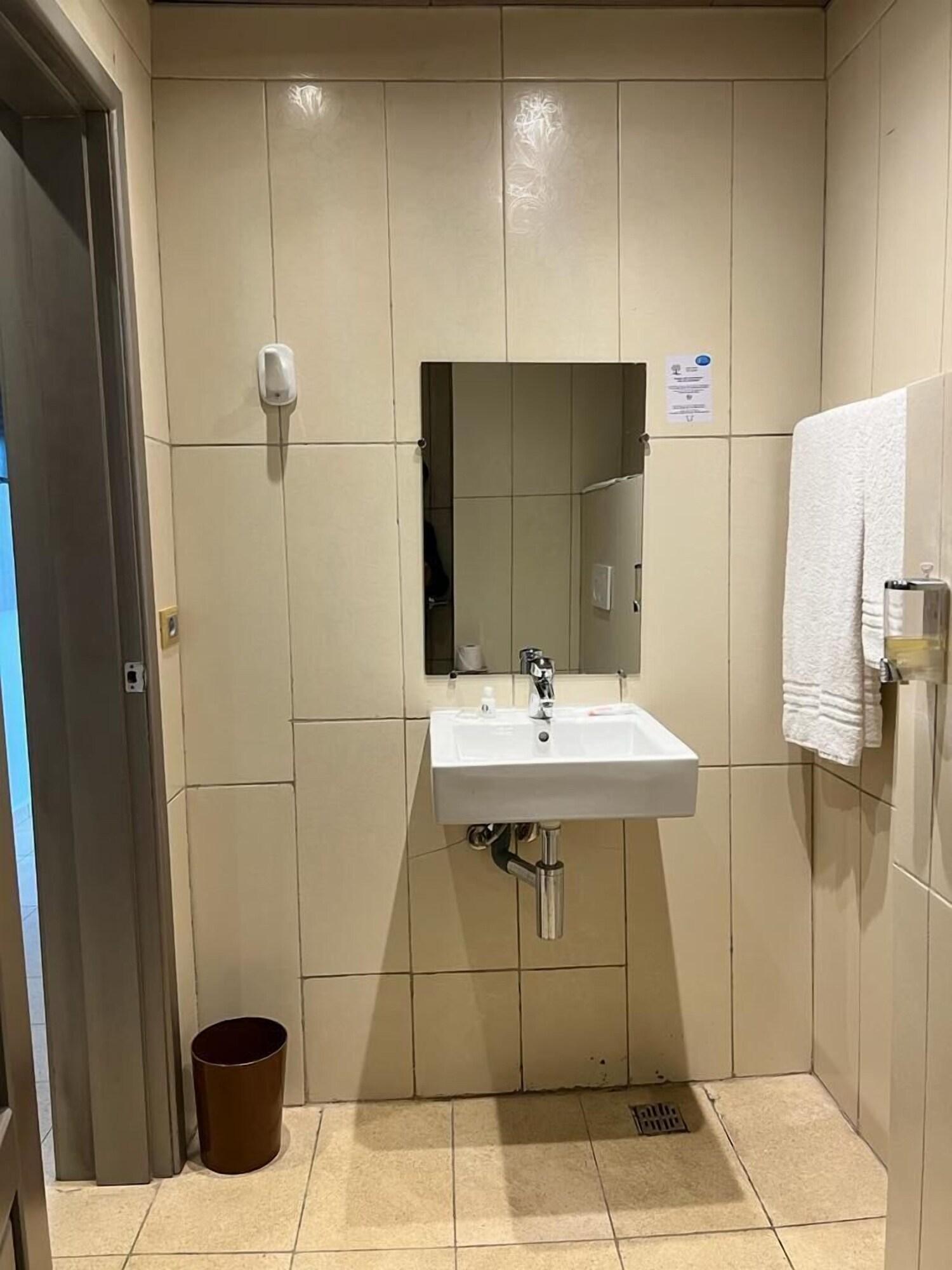 Double Queen Size Bed