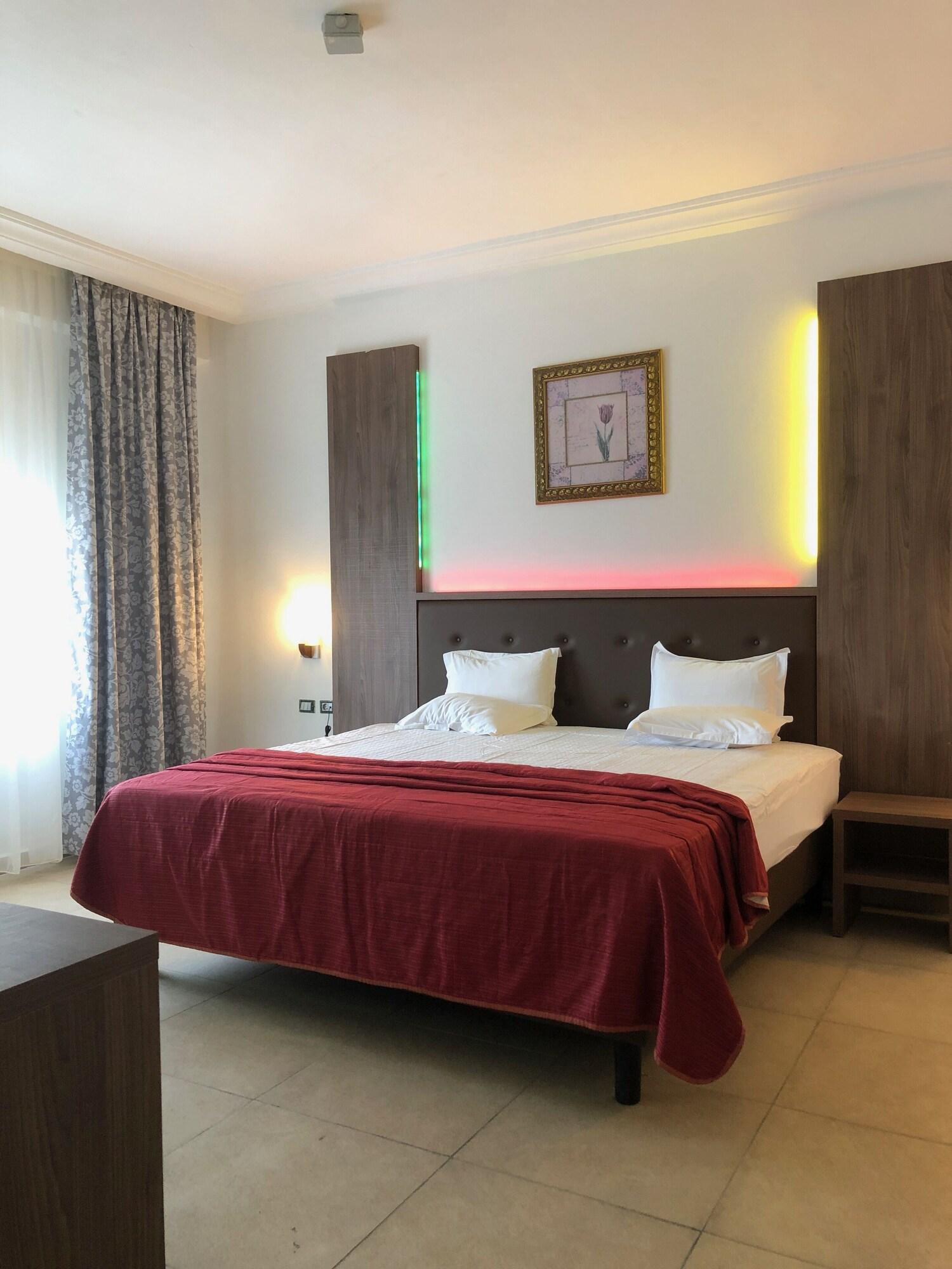 Studio King Size Bed