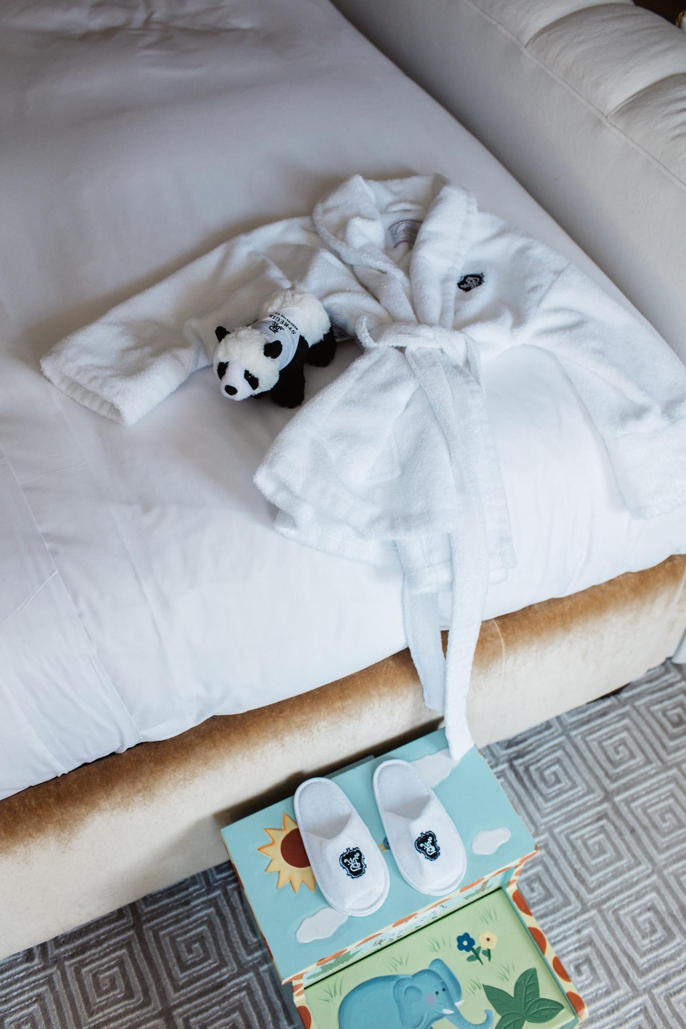 Double Deluxe King Bed