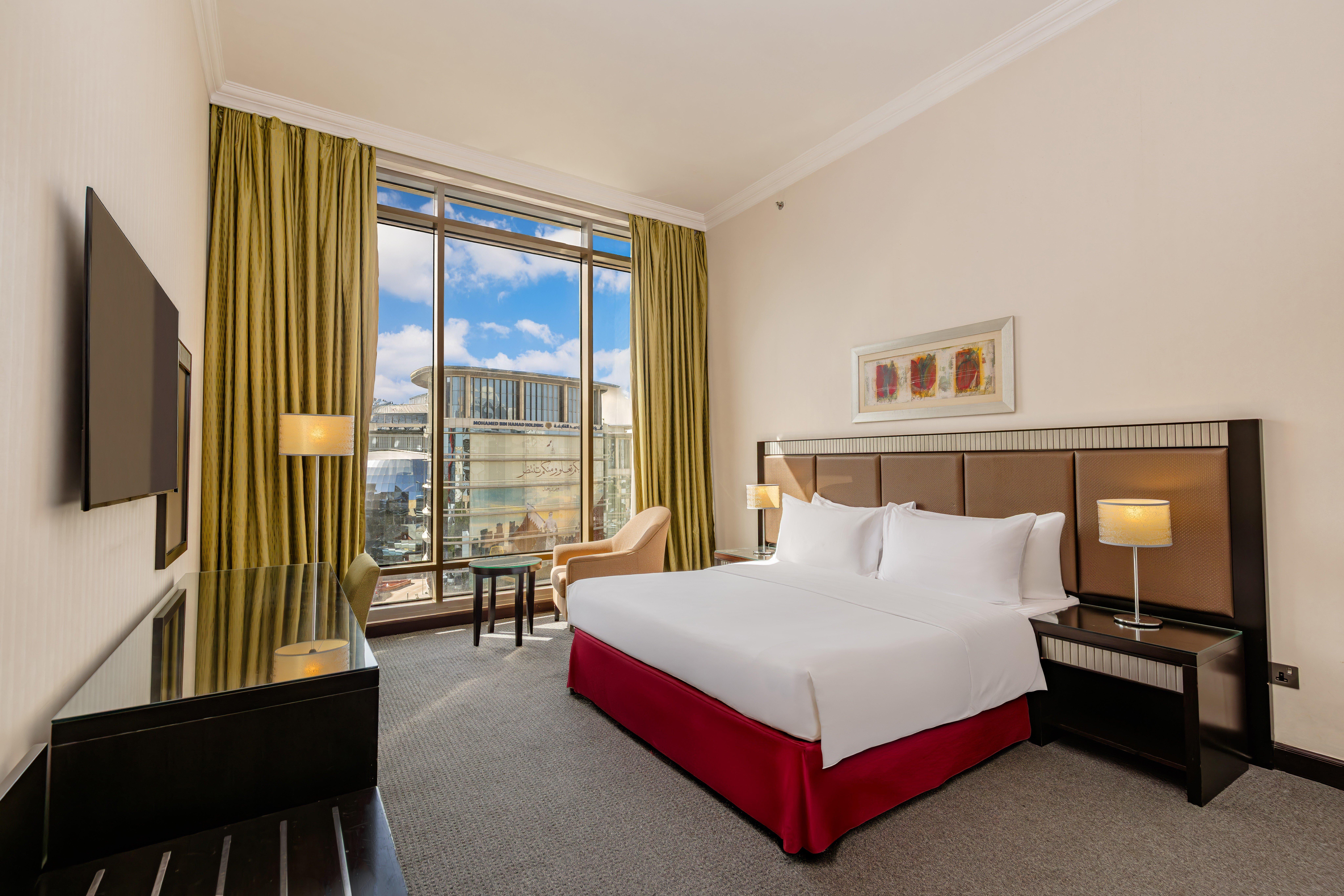 Double Deluxe King Bed