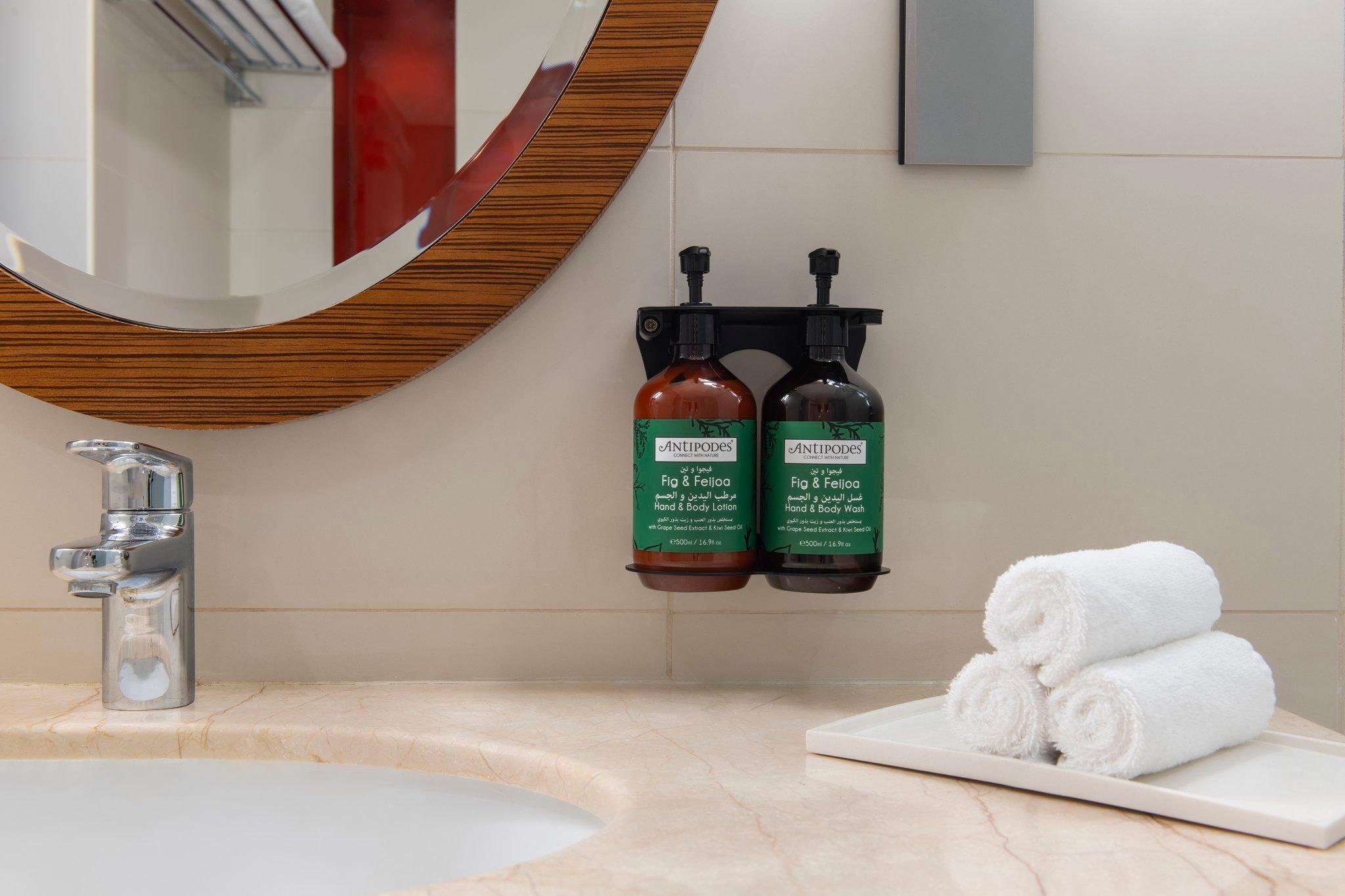 Junior Suite King Size Bed