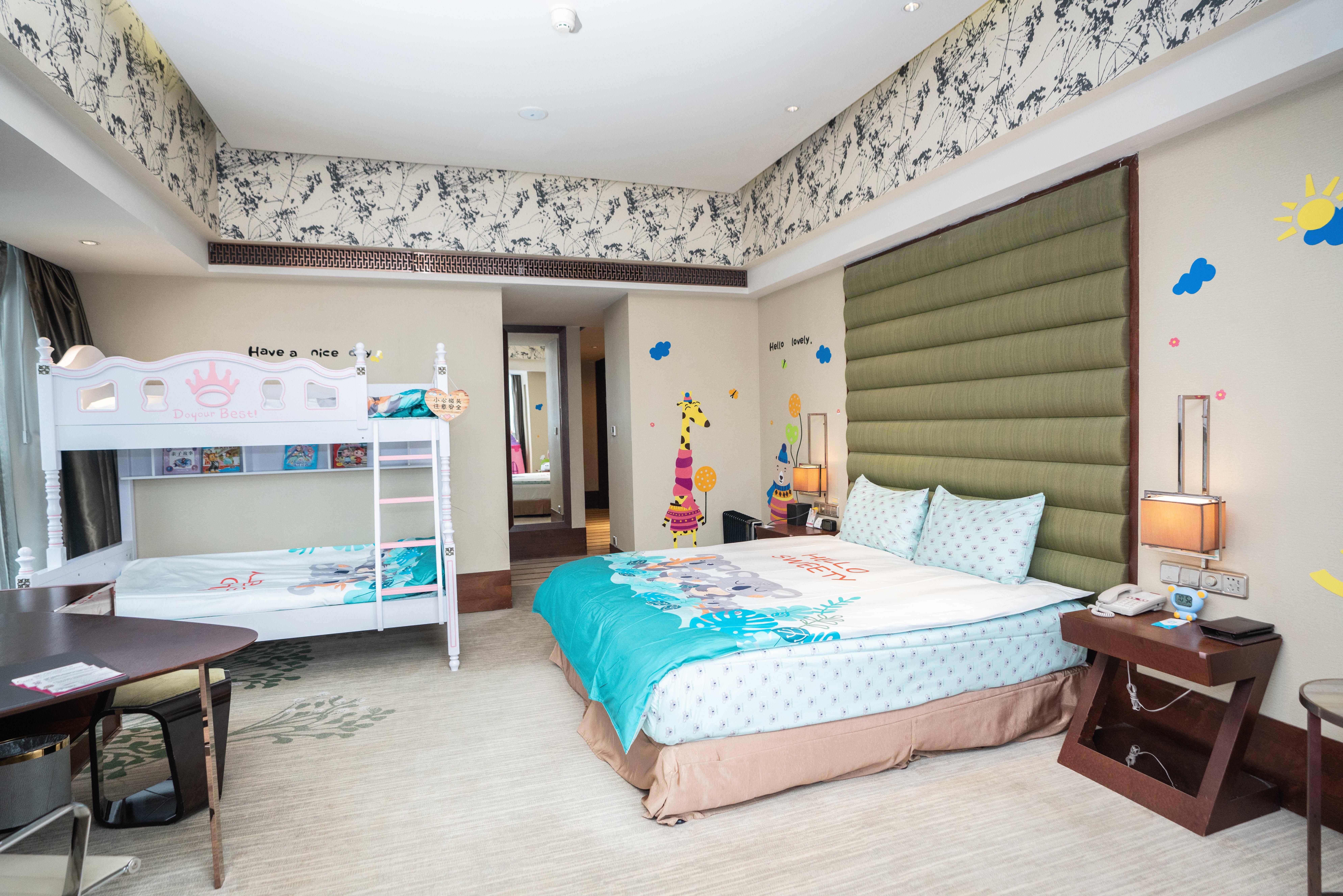 Double Premium King Bed