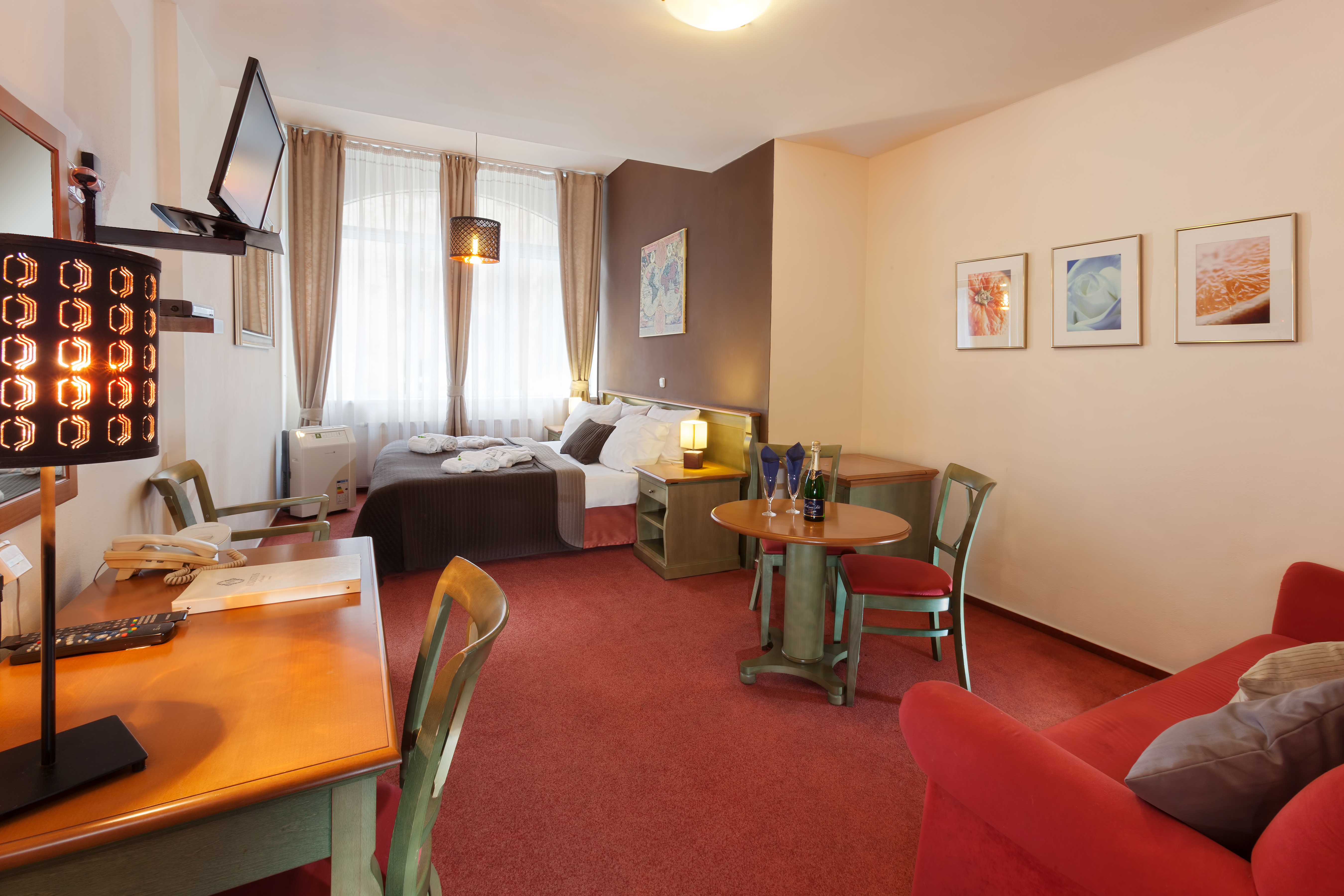 Double or Twin Standard