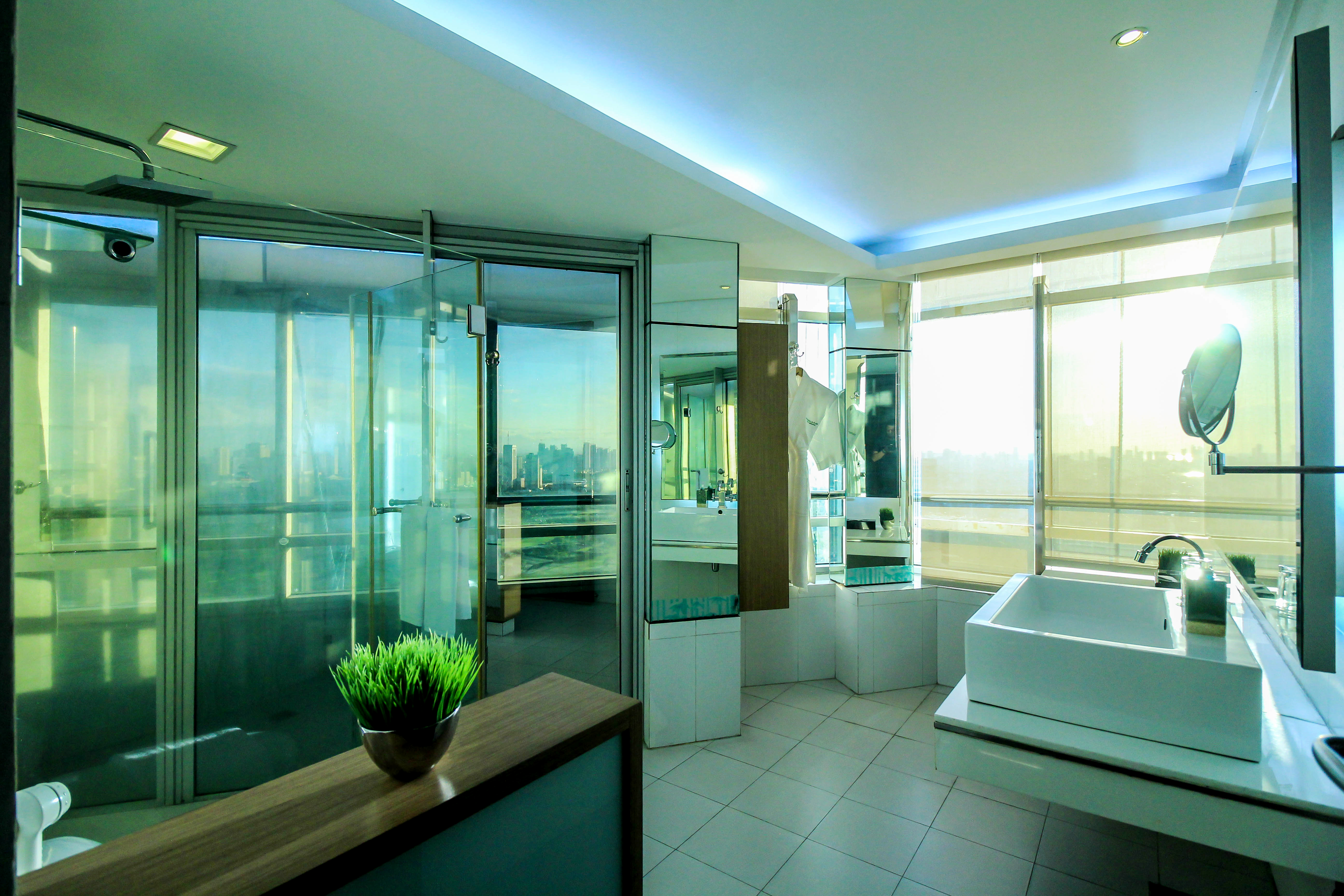 Suite Three Bedrooms