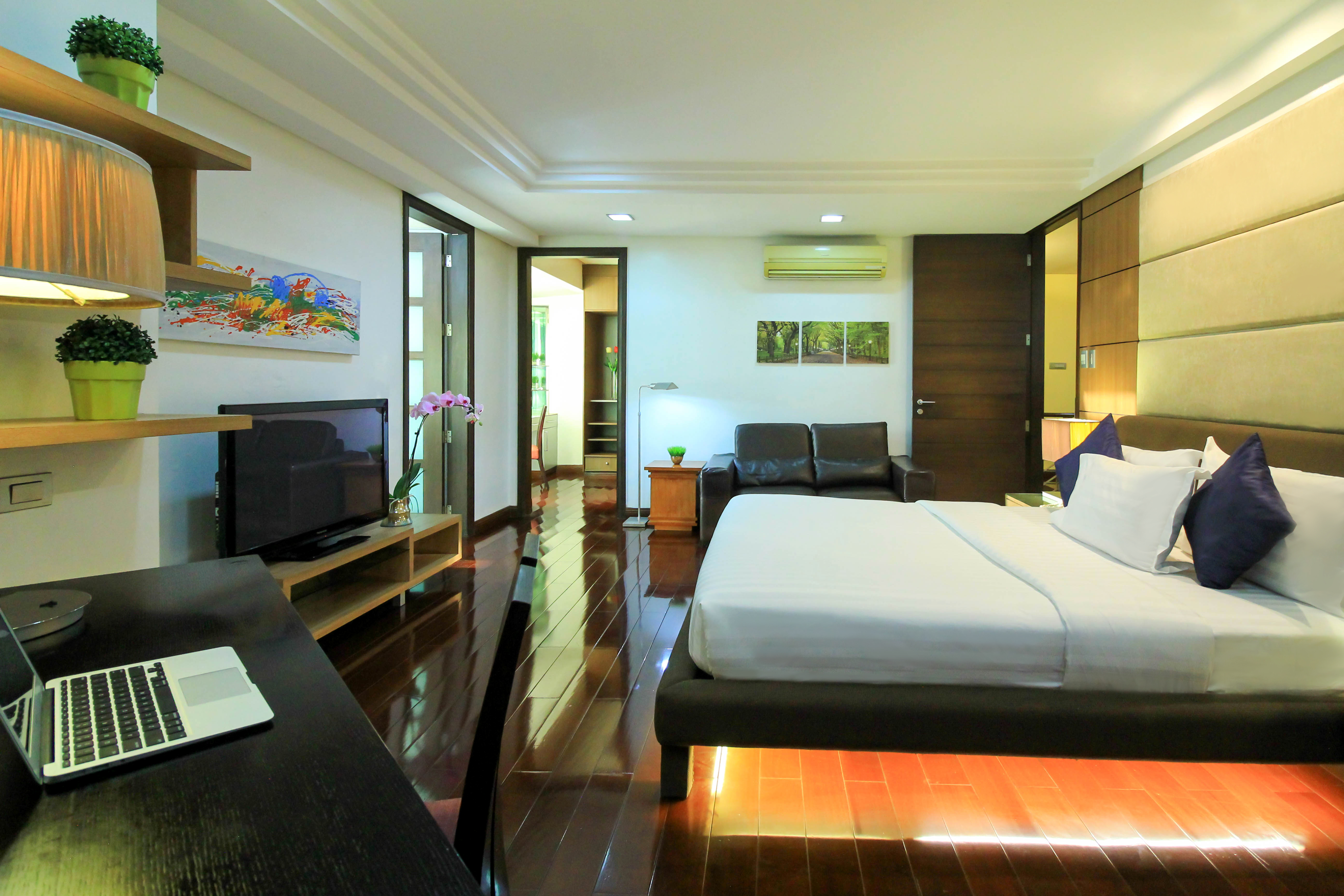 Suite Three Bedrooms