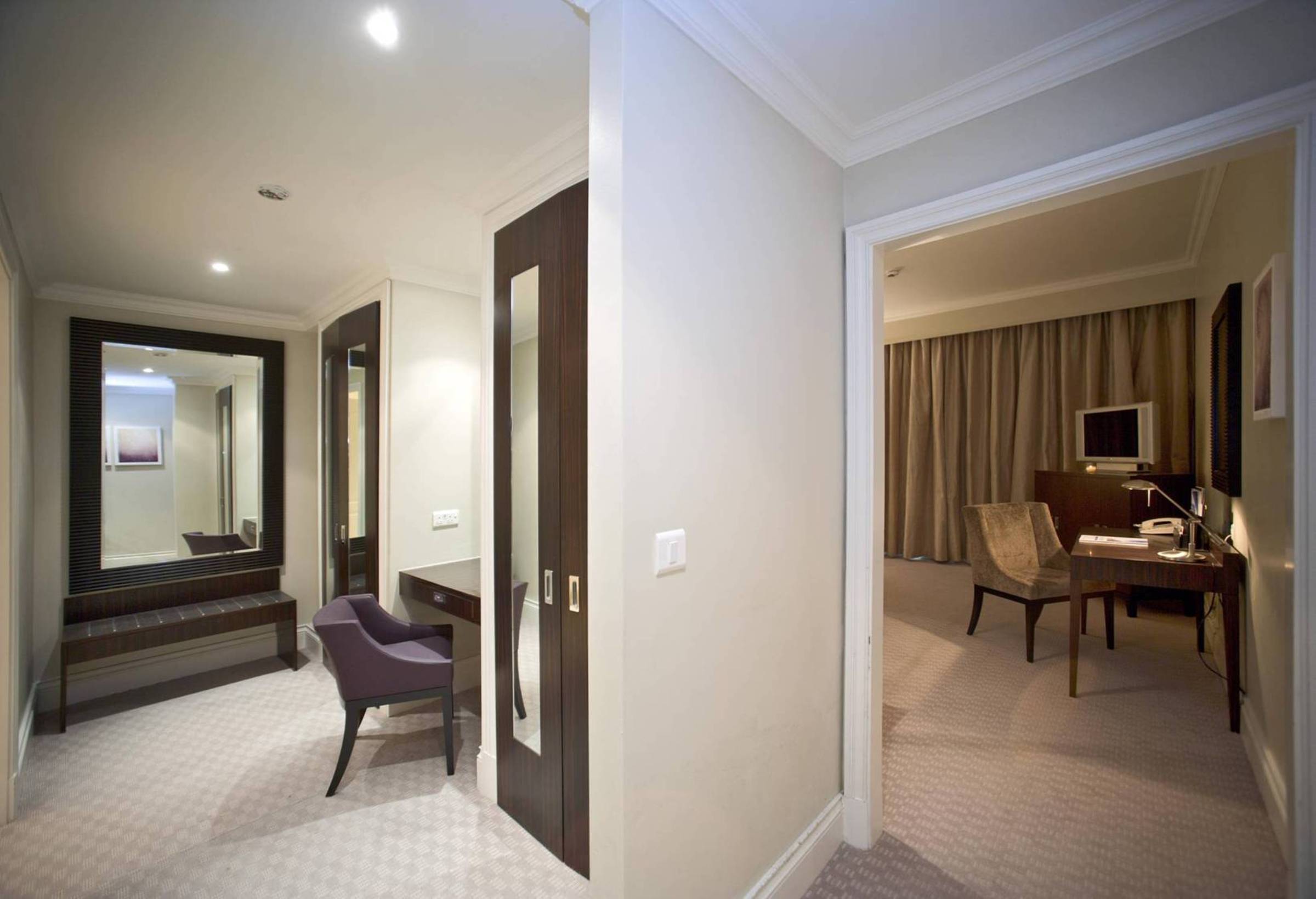 Double Executive King Bed