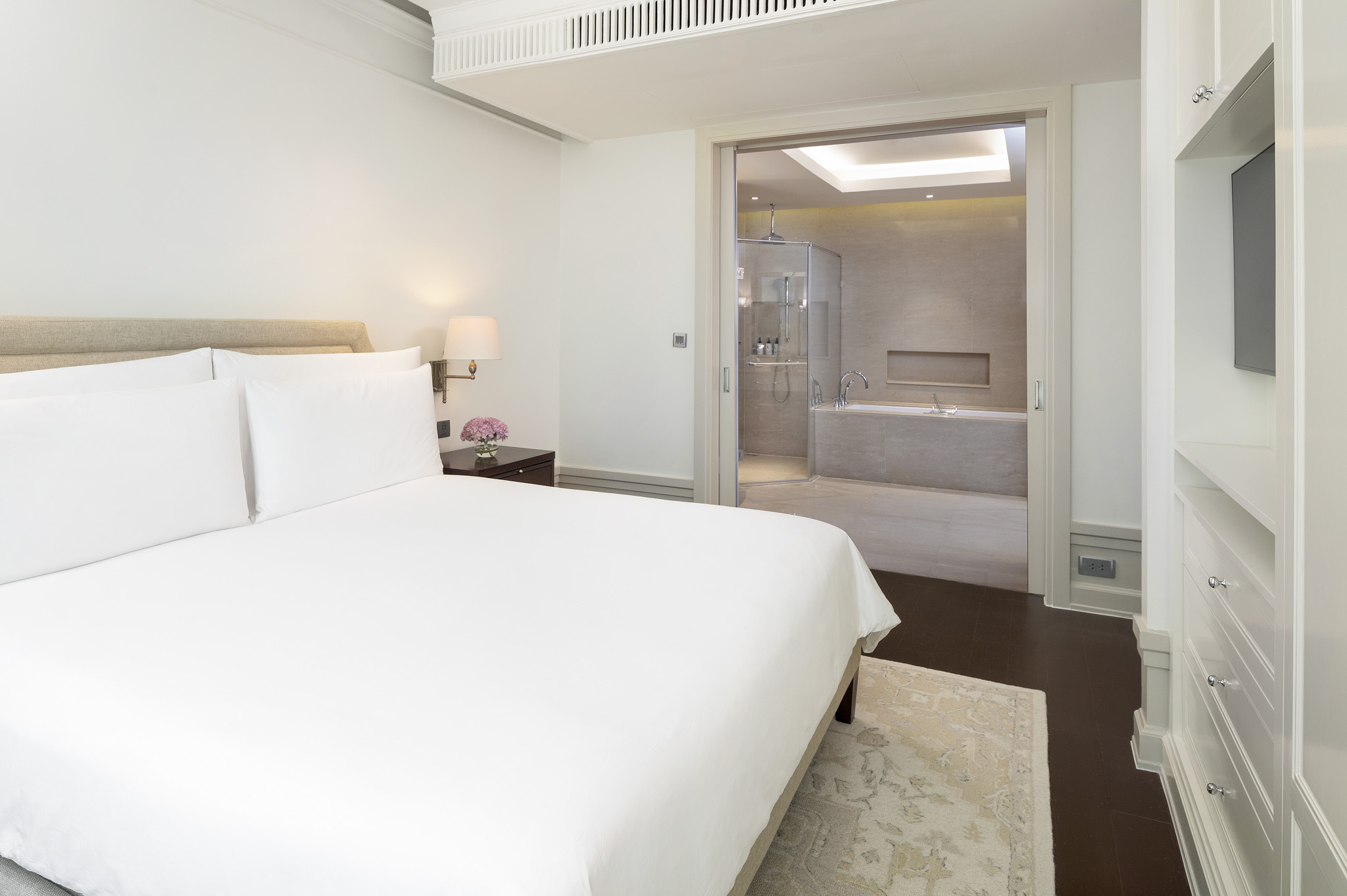 Suite One Bedroom One Bathroom