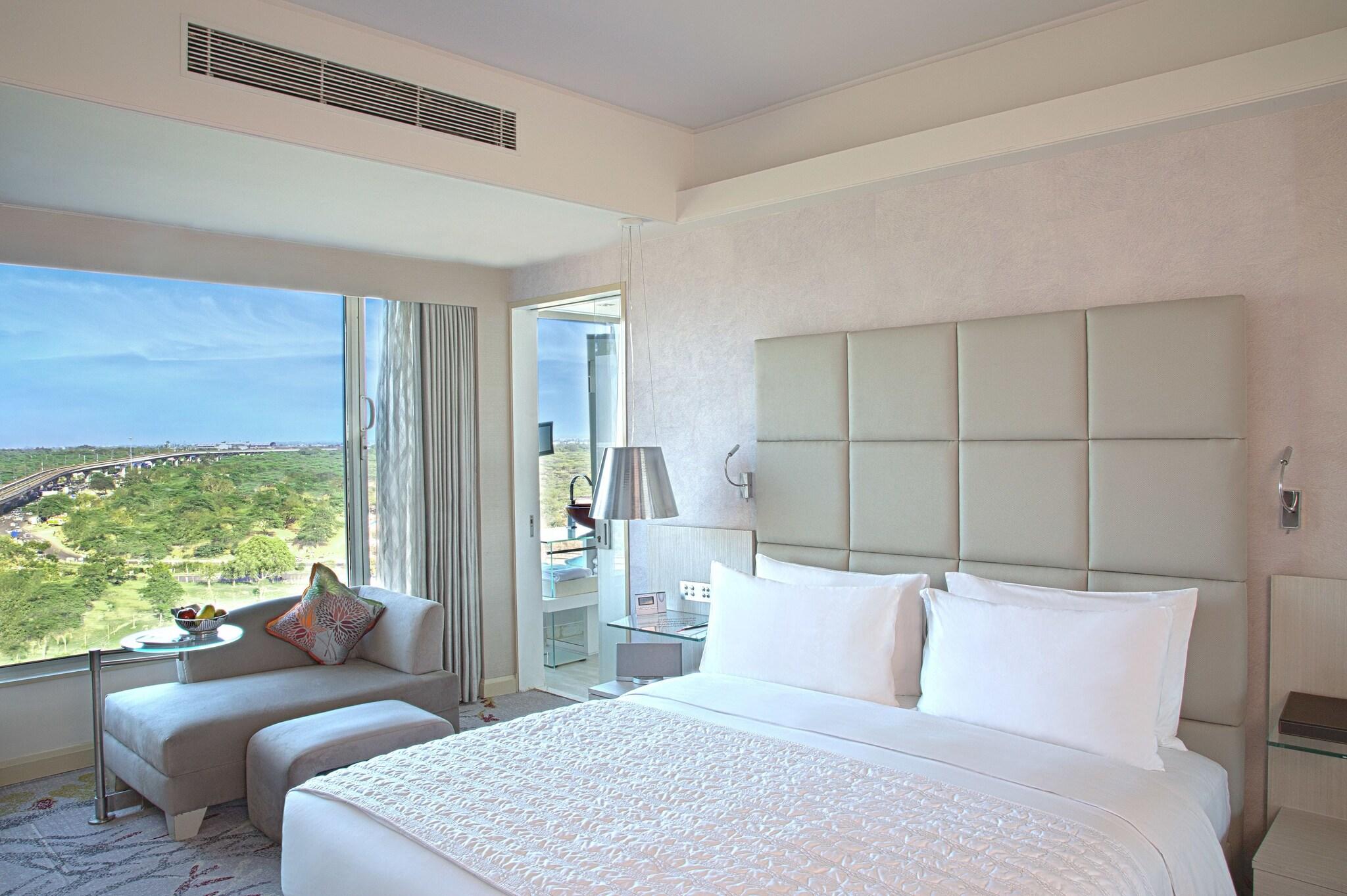 Double Executive King Bed