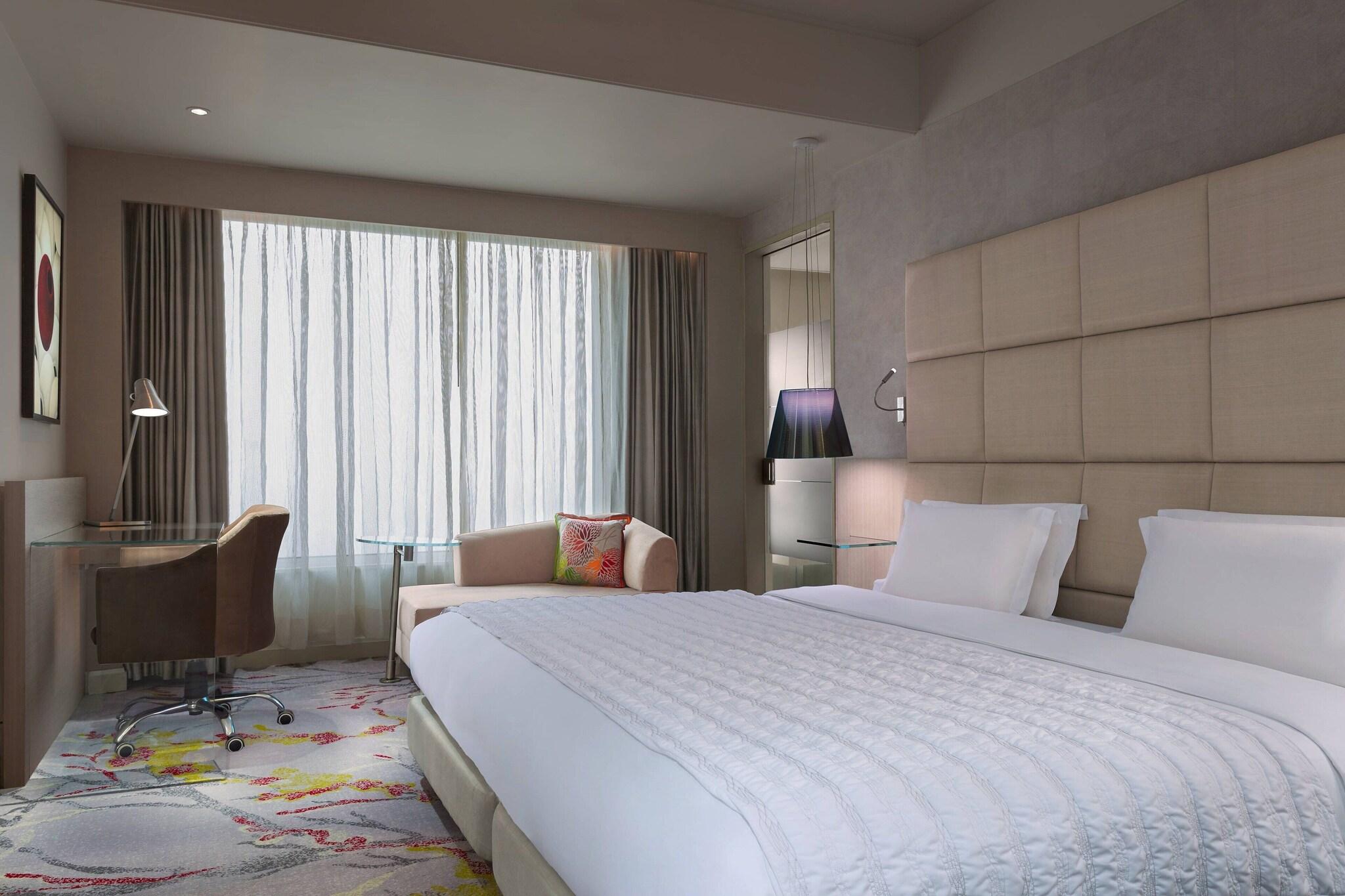Double Executive King Bed