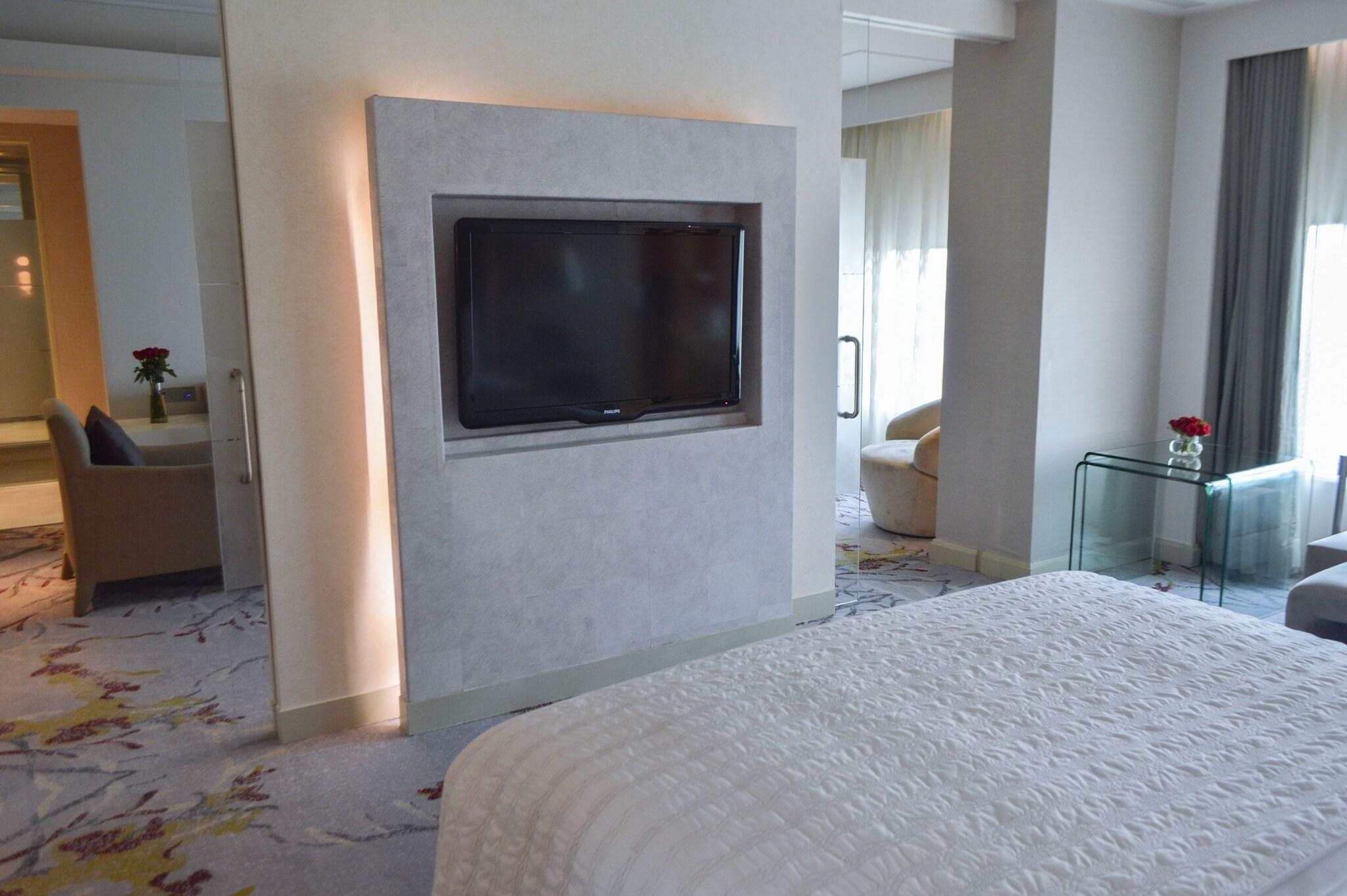 Suite Executive King Bed