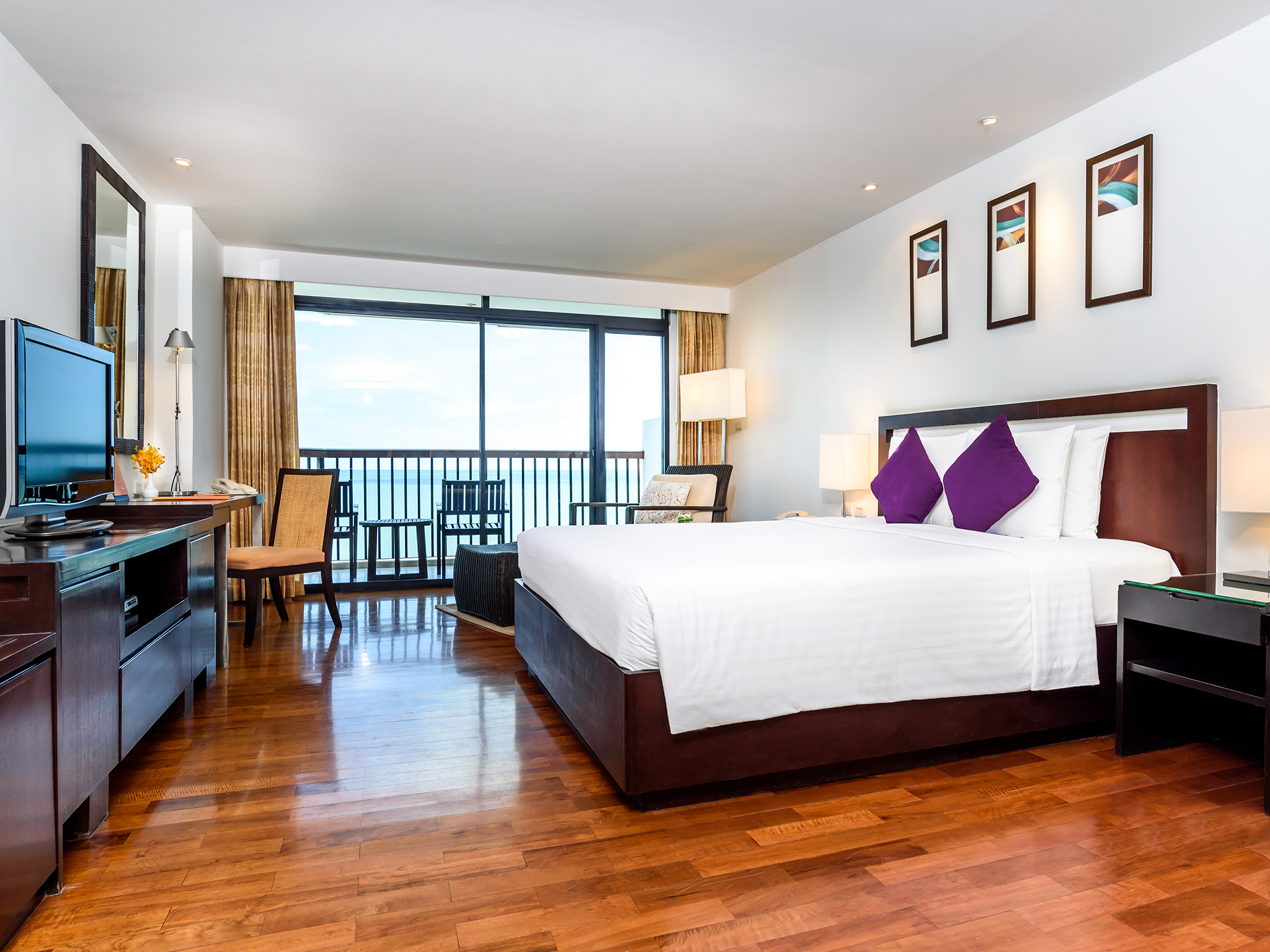 Double Superior Ocean View