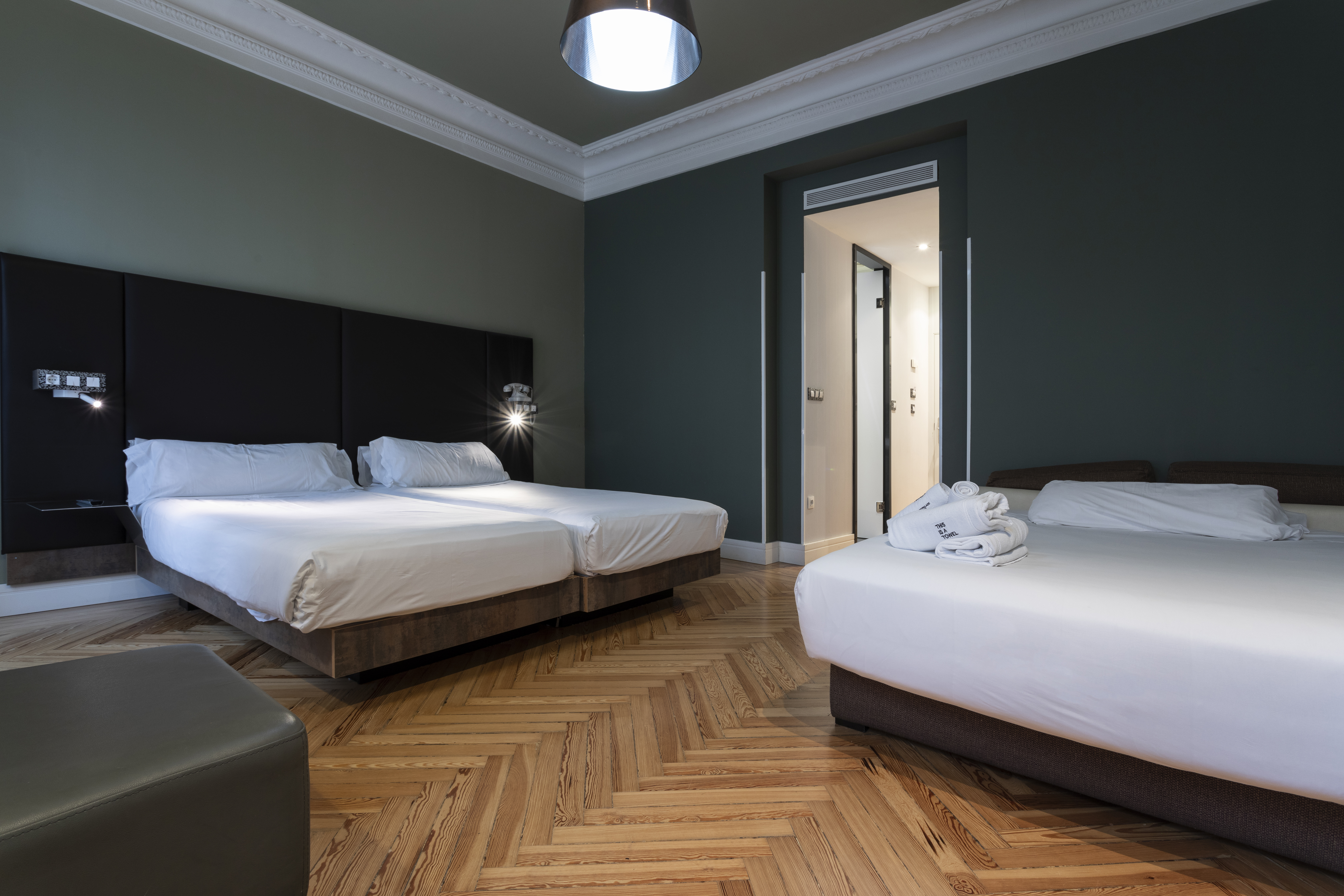 Double Capacity 4 One Bedroom