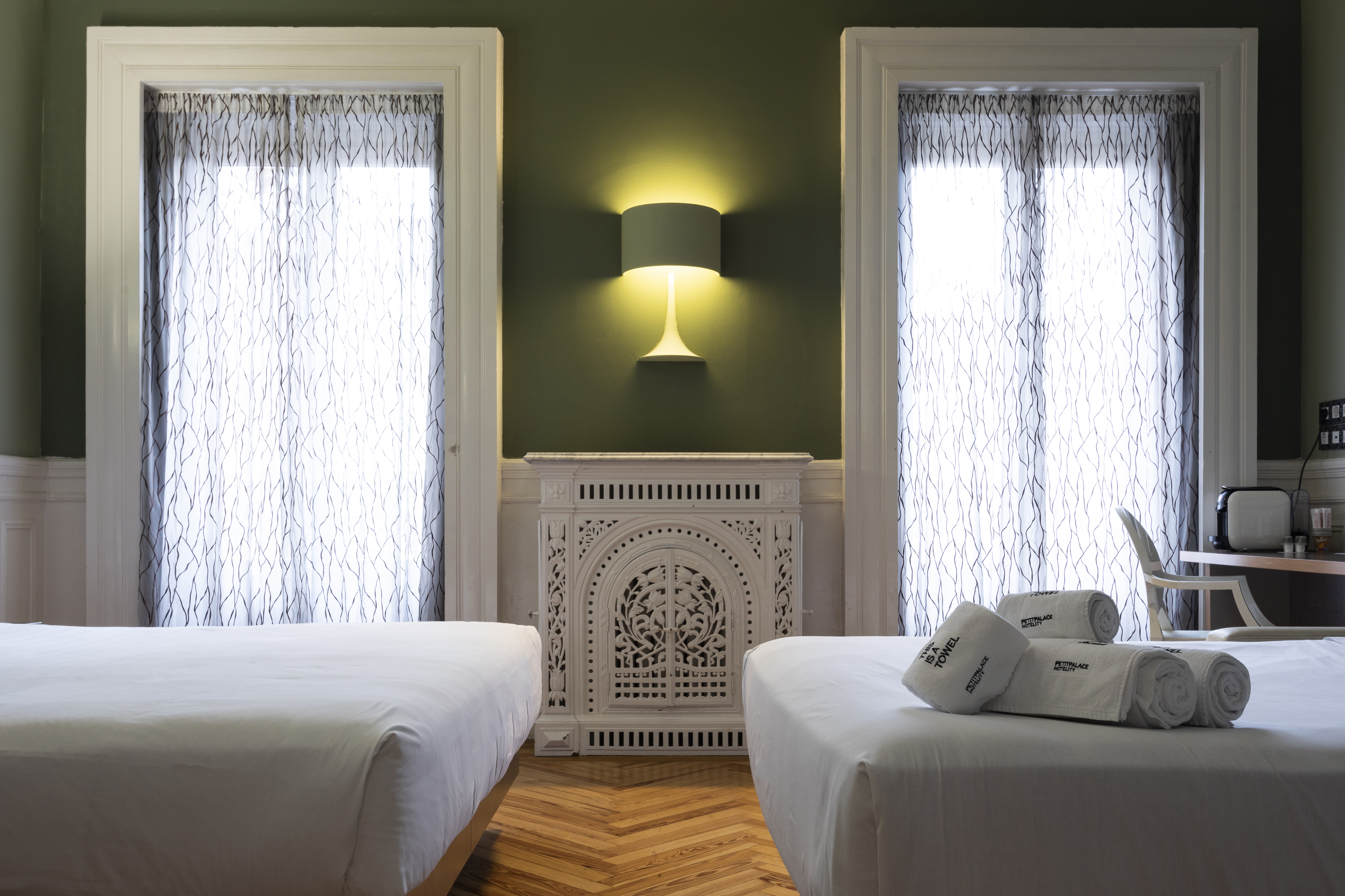 Double Capacity 4 One Bedroom