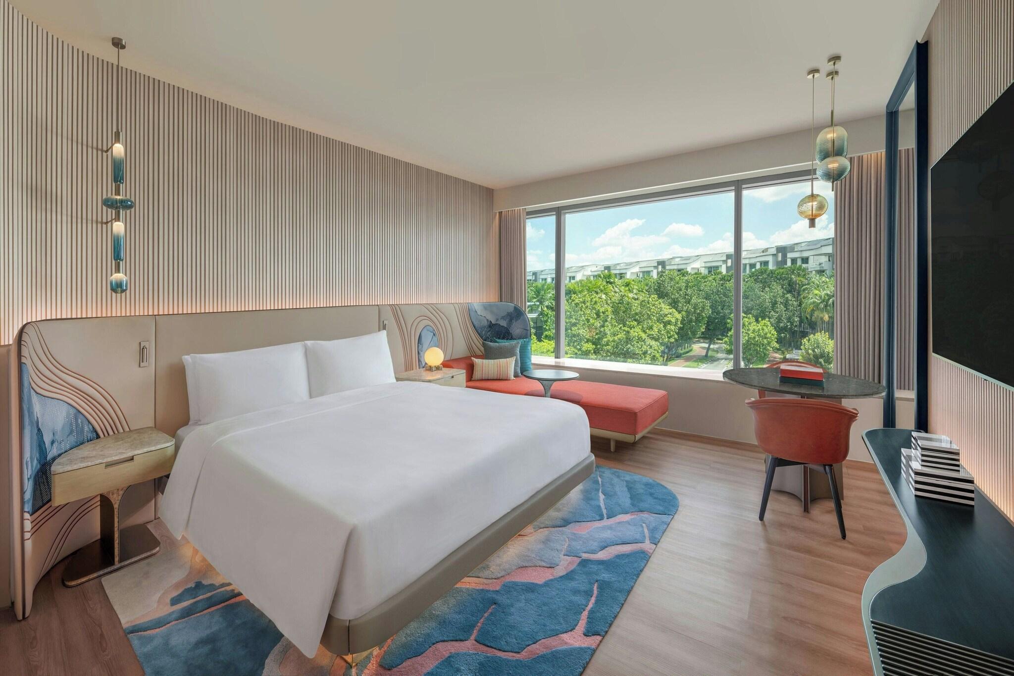 Double Deluxe with Views