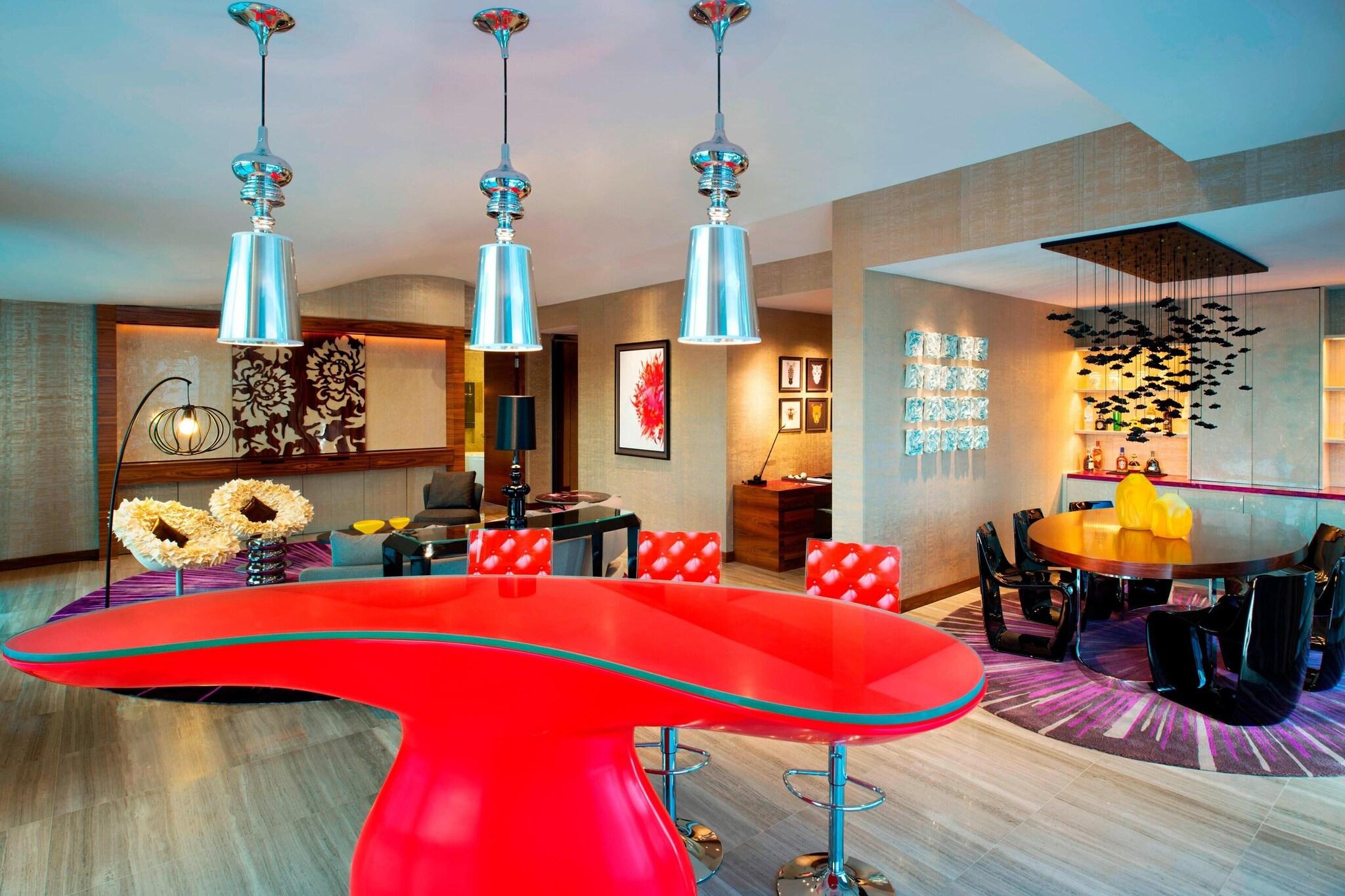 Suite with Private Pool