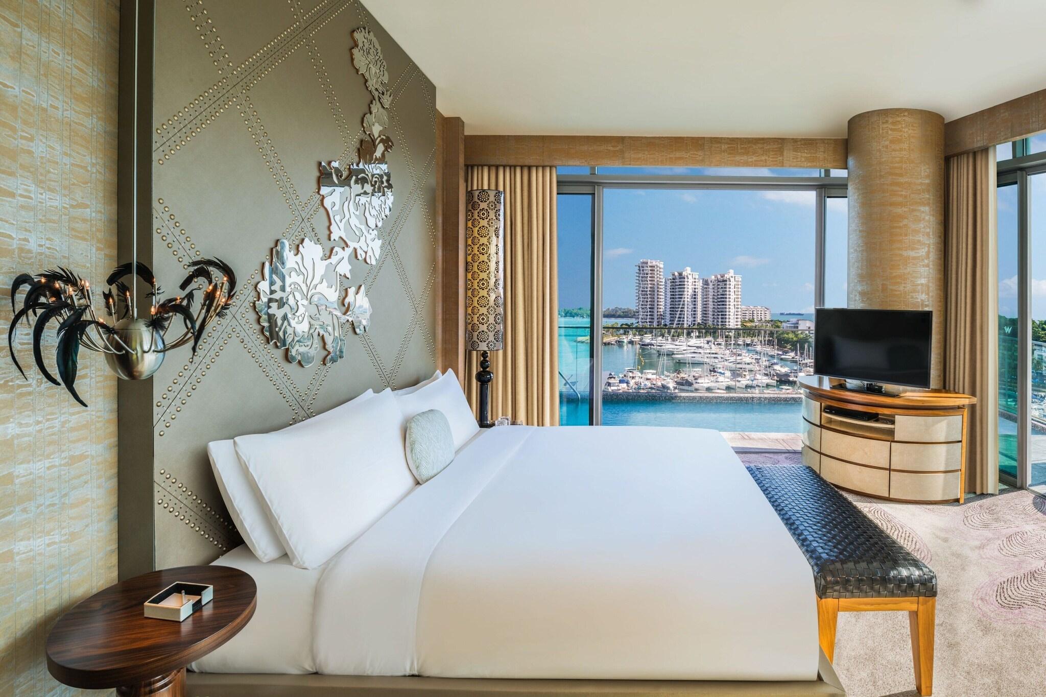 Suite with Private Pool