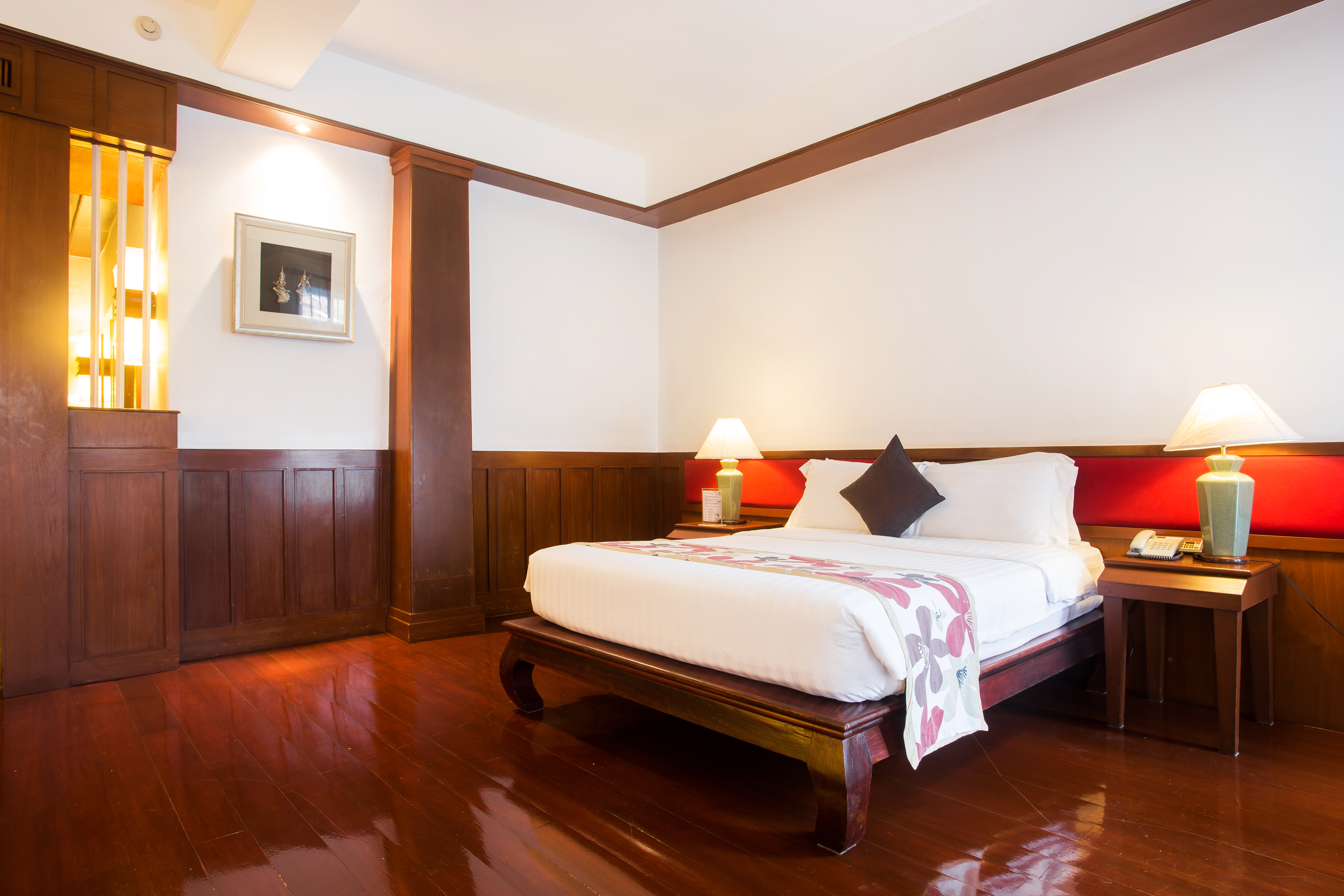 Double or Twin Deluxe