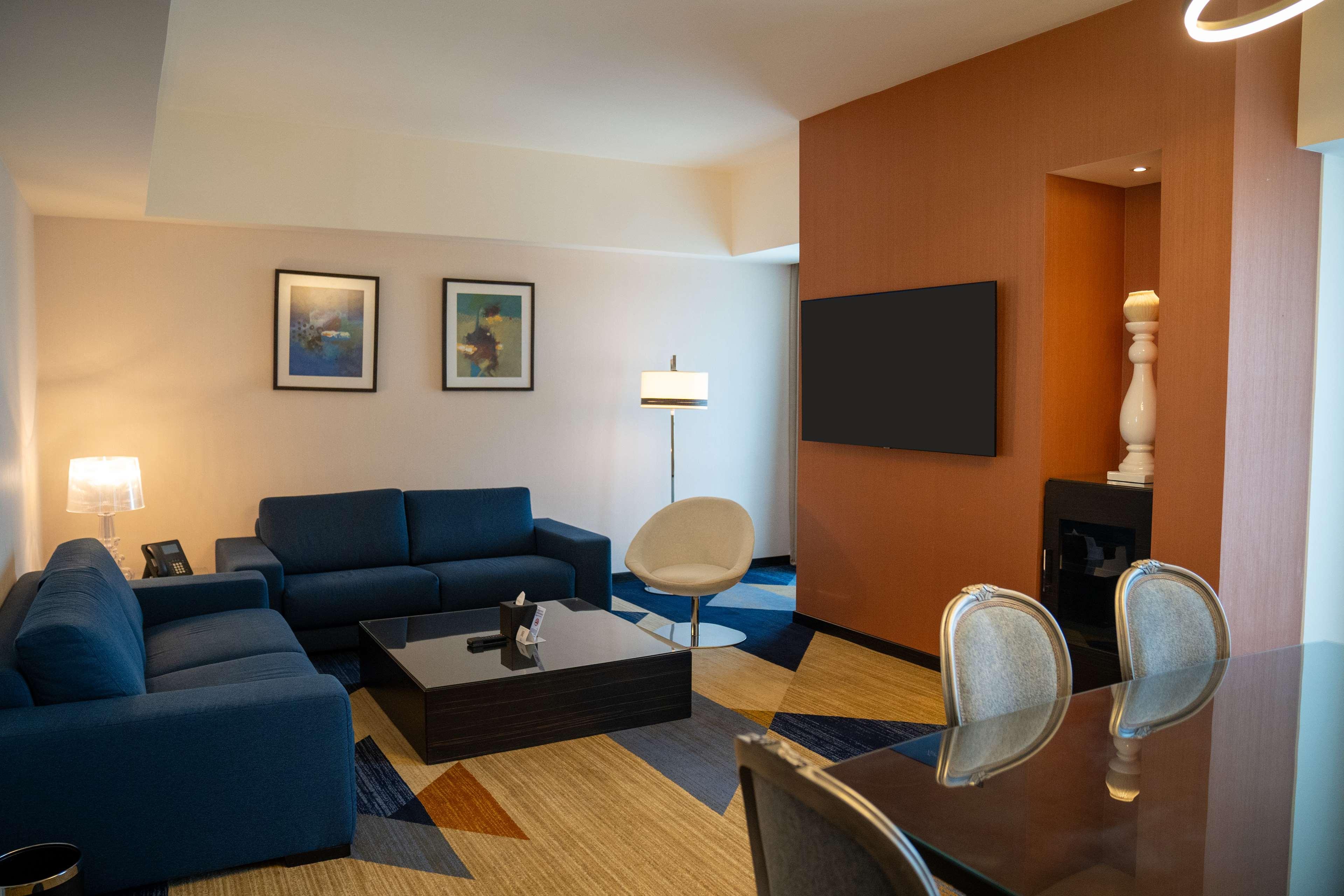 Suite Deluxe One Bedroom