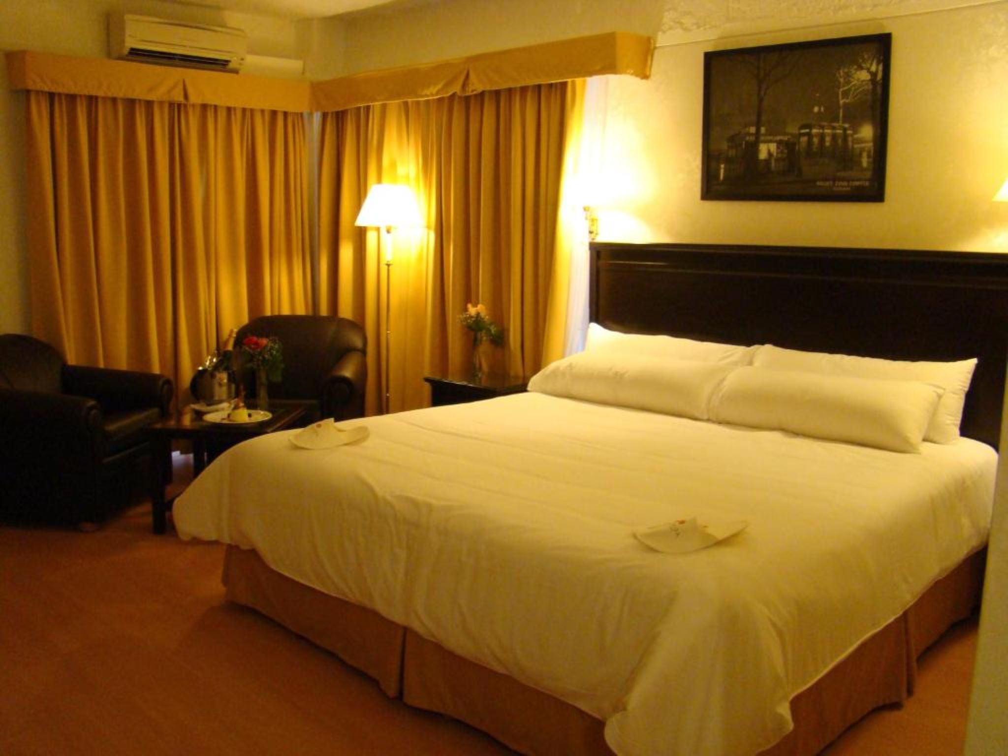 Double Superior King Bed