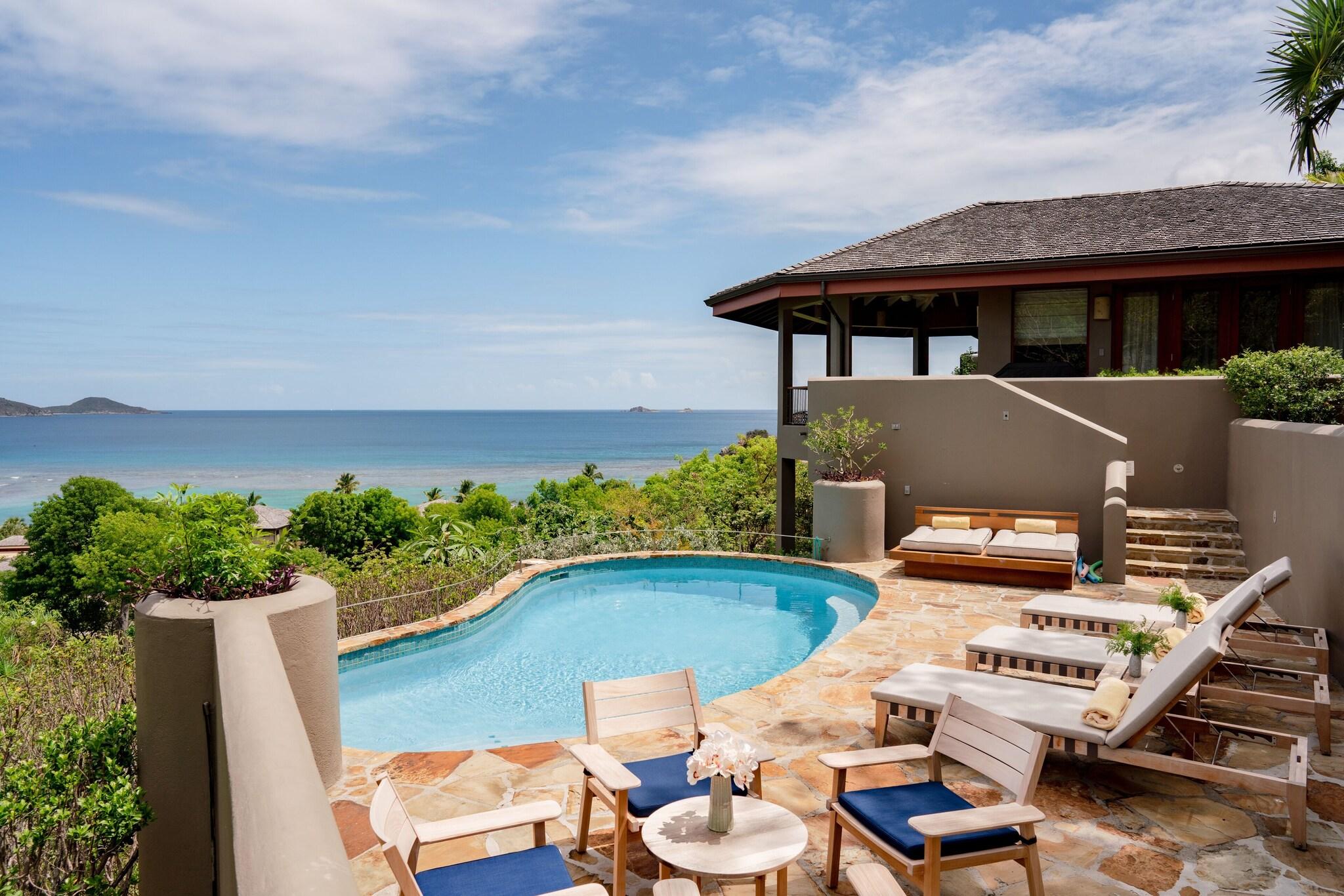 Villa Two Queen Beds