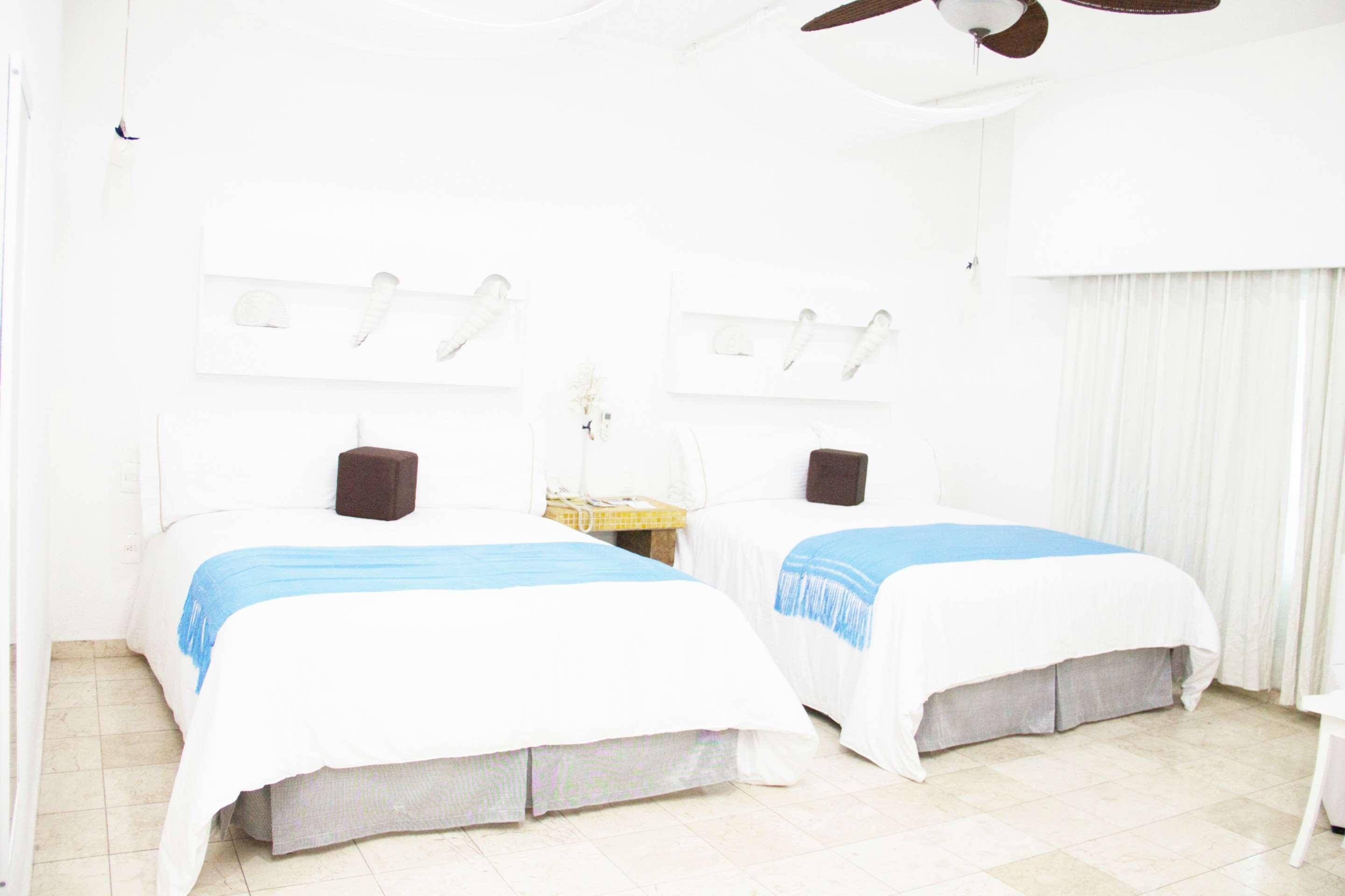 Quadruple Two Double Beds Non Smoking