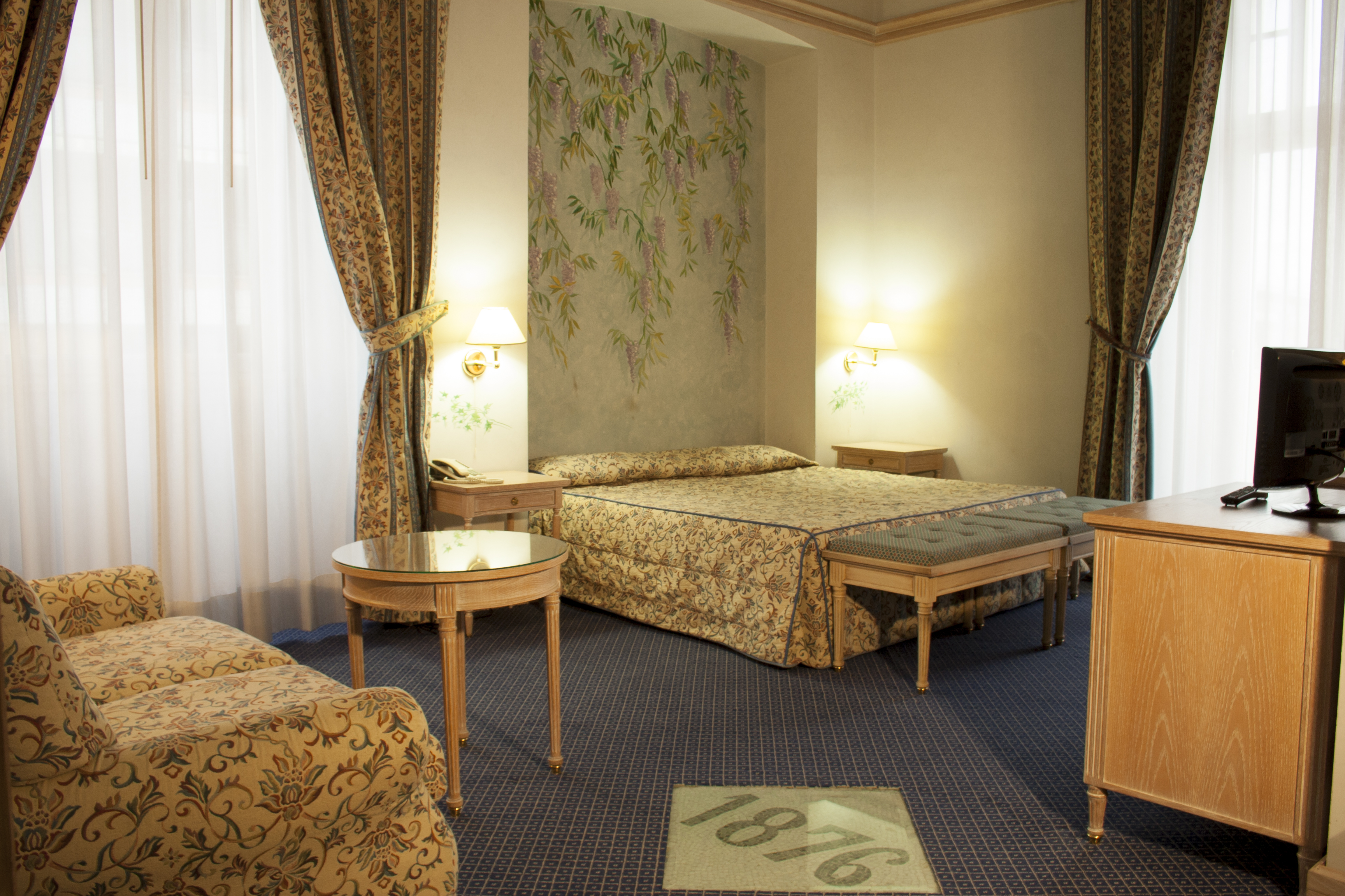 Junior Suite with Balcony