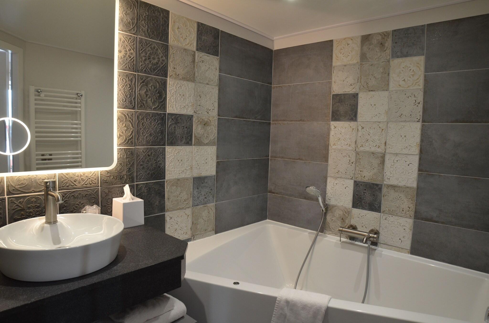 Double Queen Size Bed