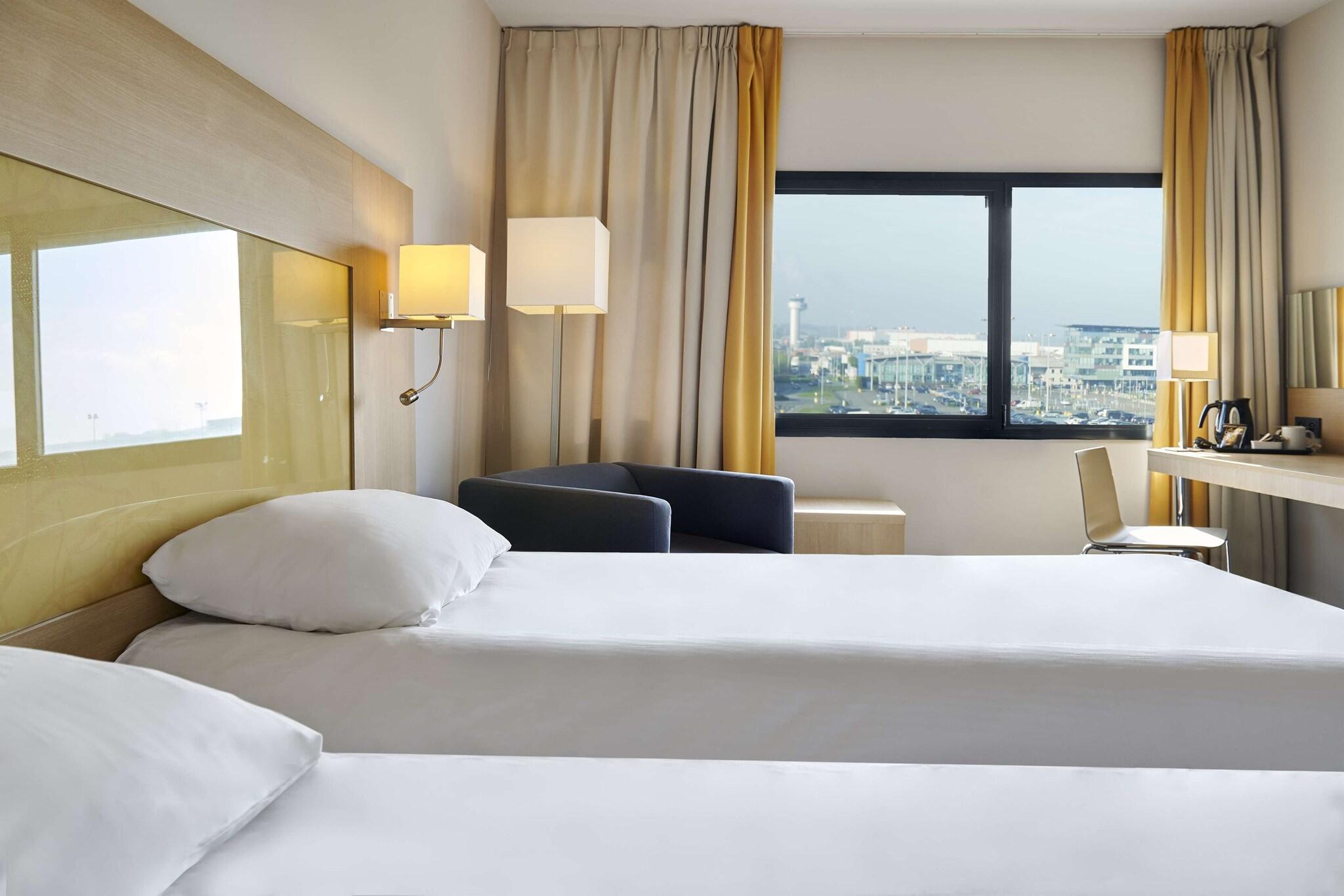 Double King Size Bed