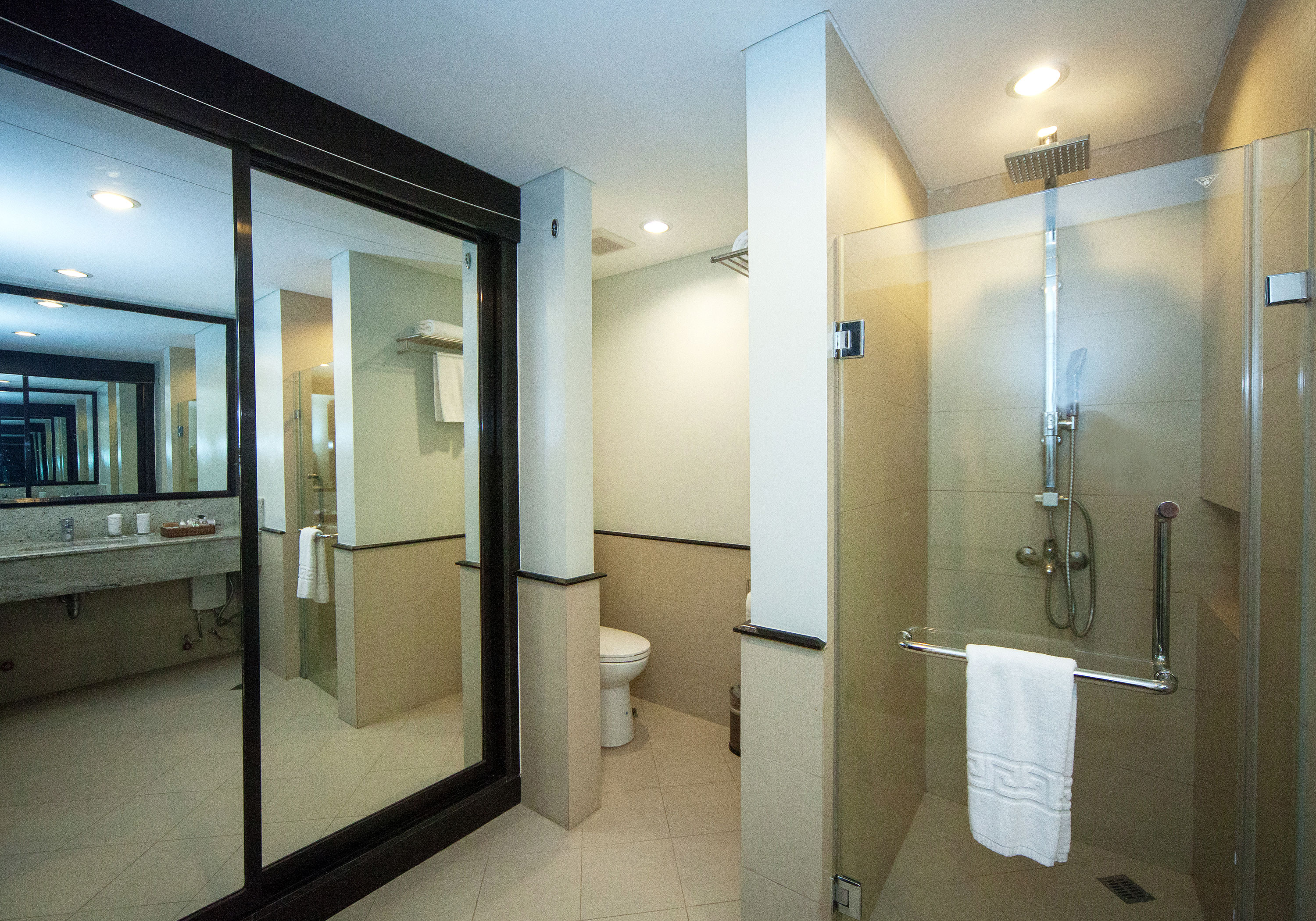 Double or Twin One Bedroom